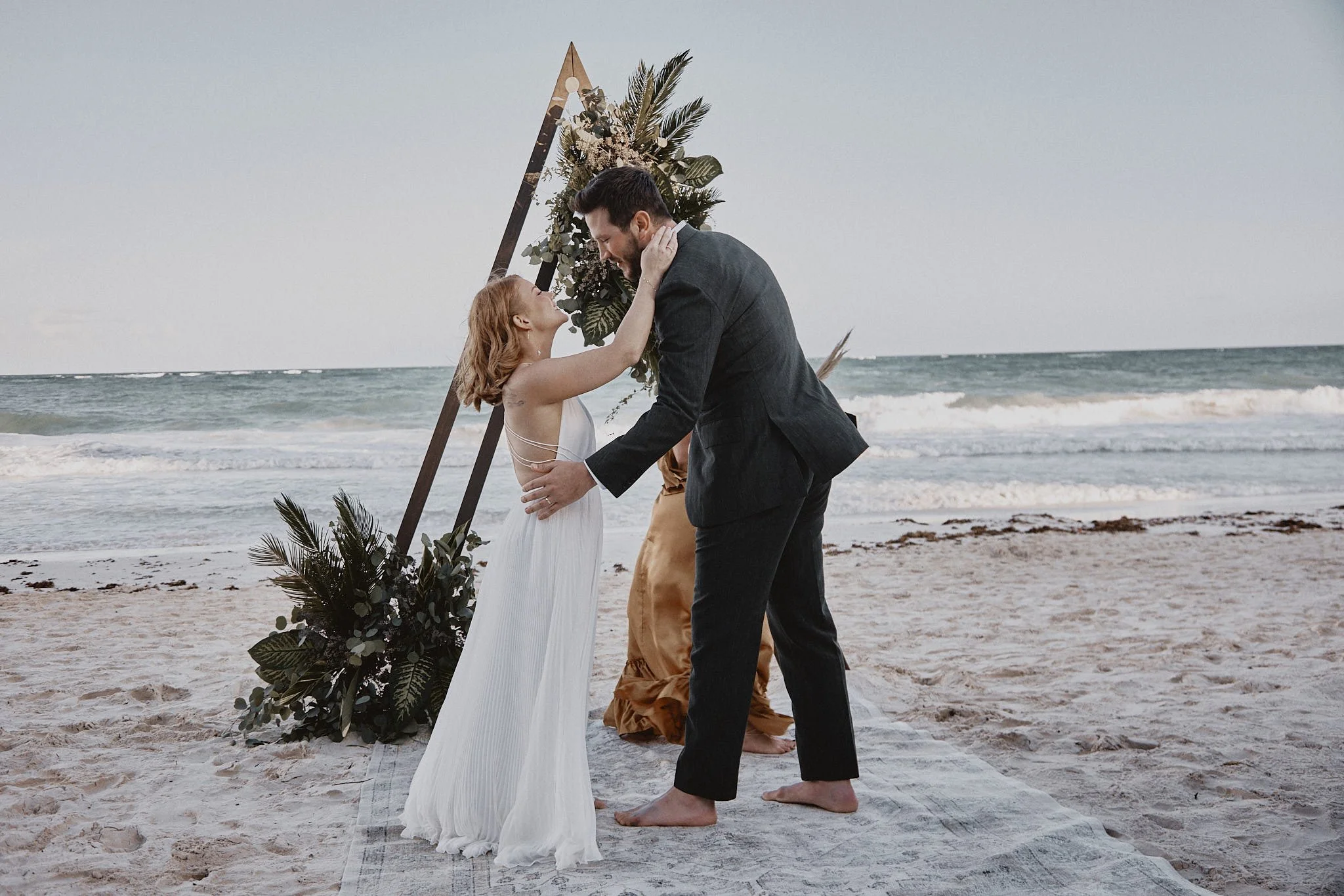 R+T Wedding Highlights Cloud 140.jpg