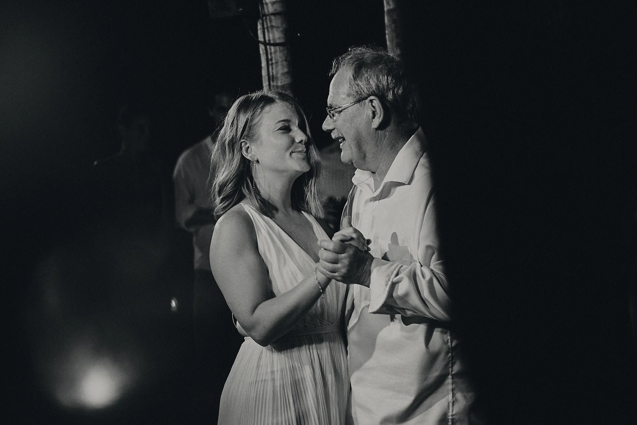 R+T Wedding Highlights Cloud 209.jpg