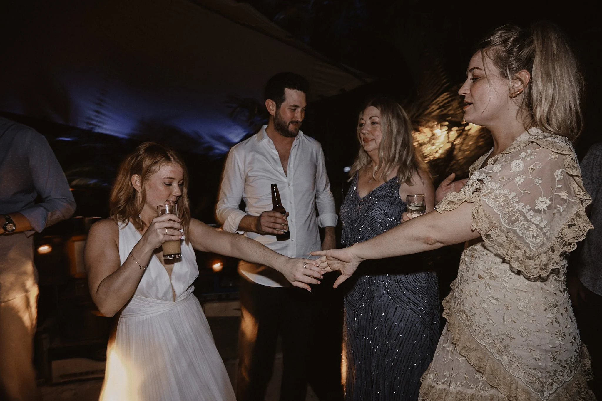 R+T Wedding Highlights Cloud 260.jpg