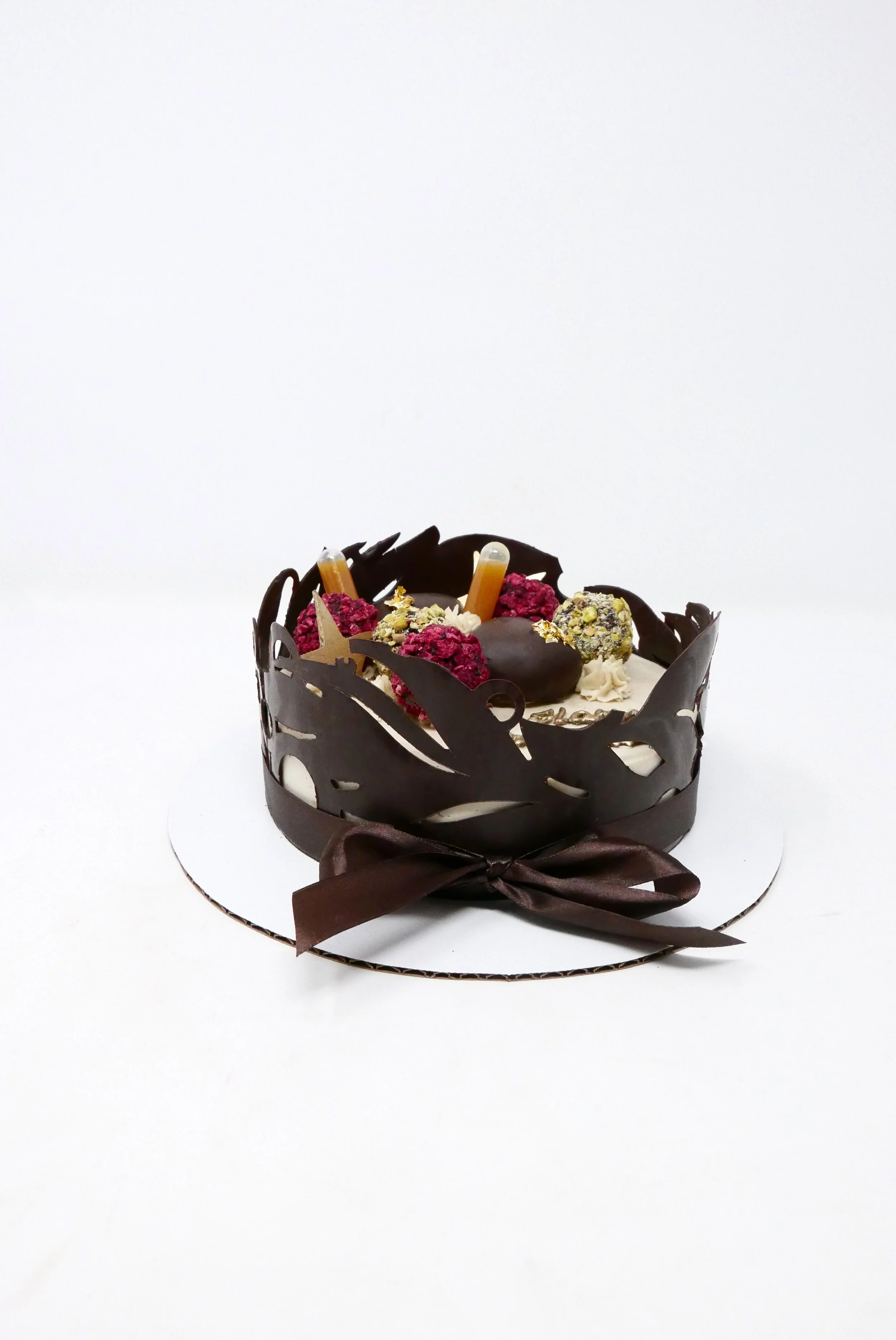 6" vegan cake with custom decoration