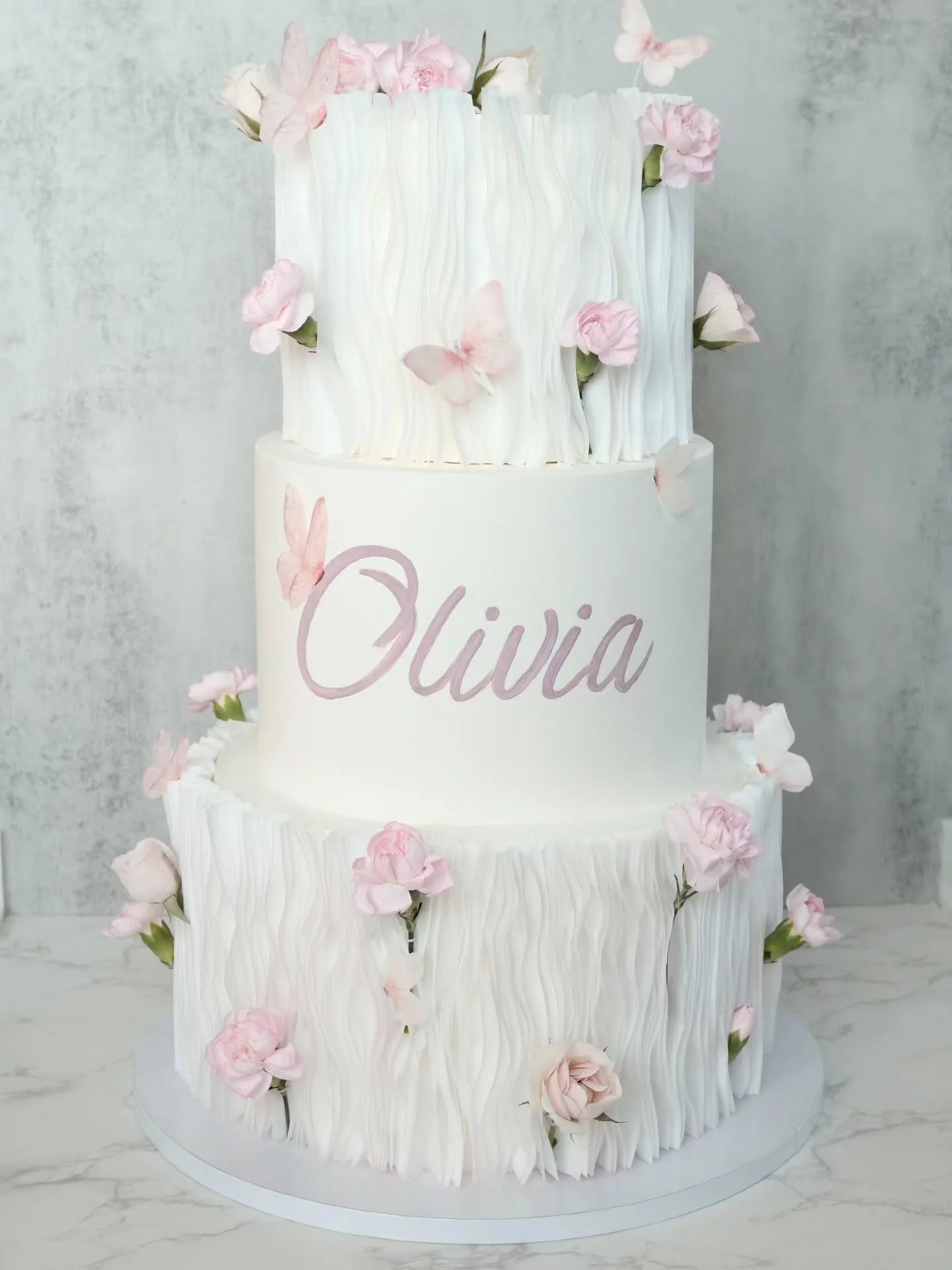 Custom designed Sweet 16th 3tier cake 🌺