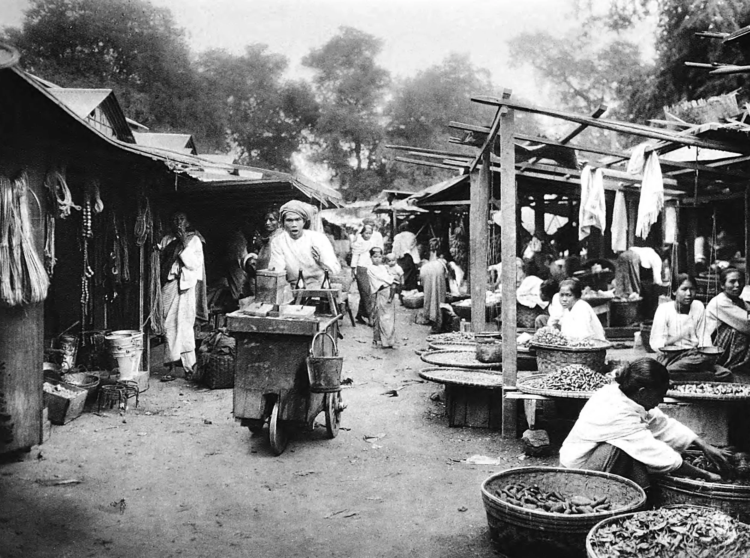 Market in Sagaing