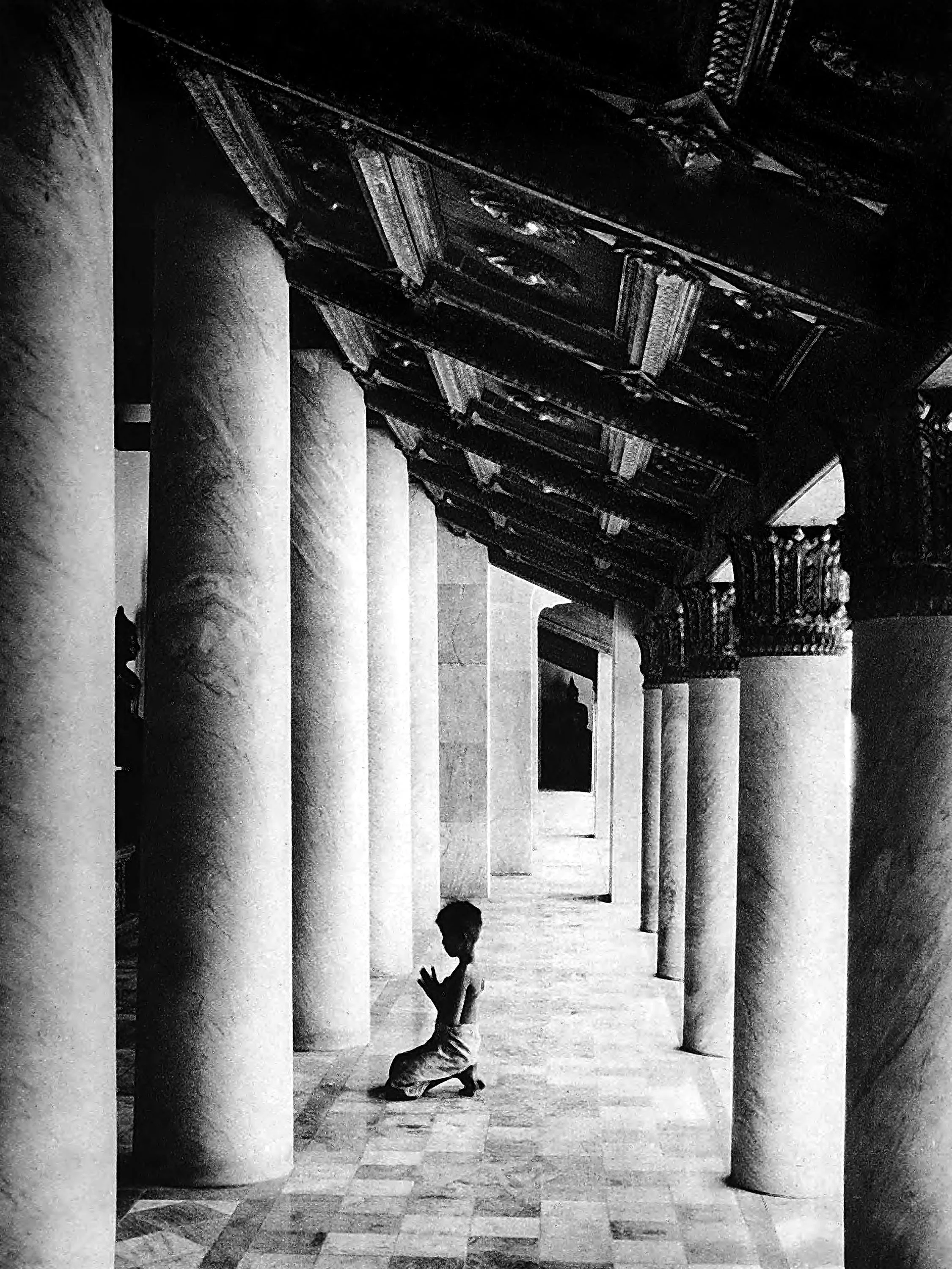 Bangkok, Corridor in Wat Benchamabopit