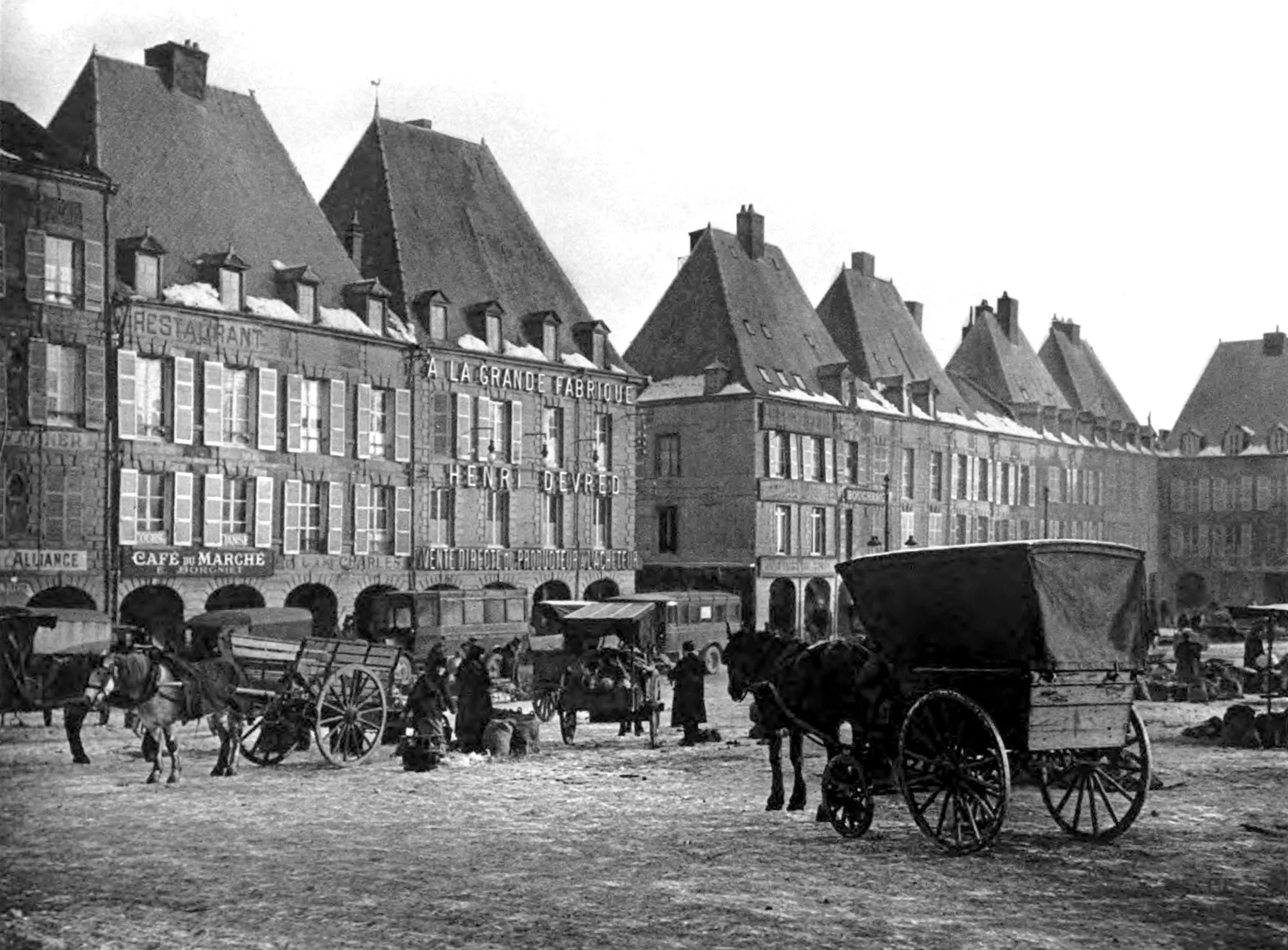 Charleville, Place Ducale