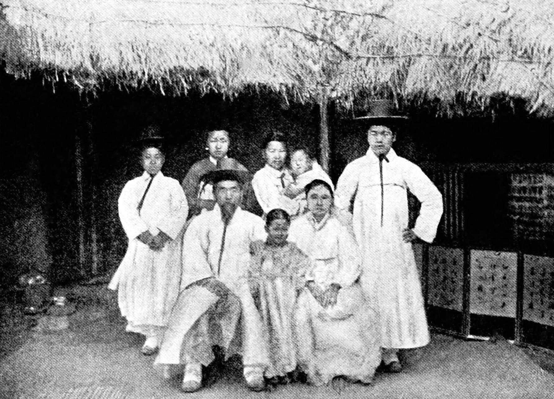 Elder Saw of Sorai and his family