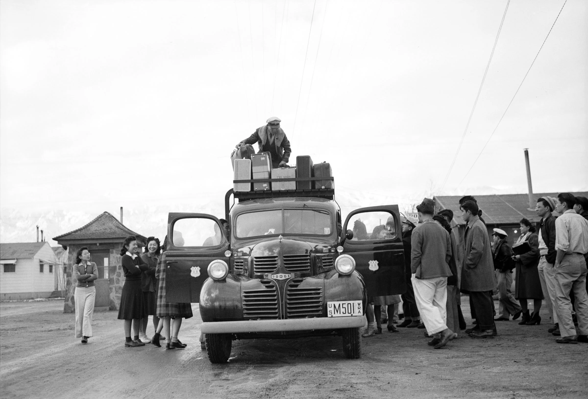 Relocation Packing up, Manzanar Relocation Center