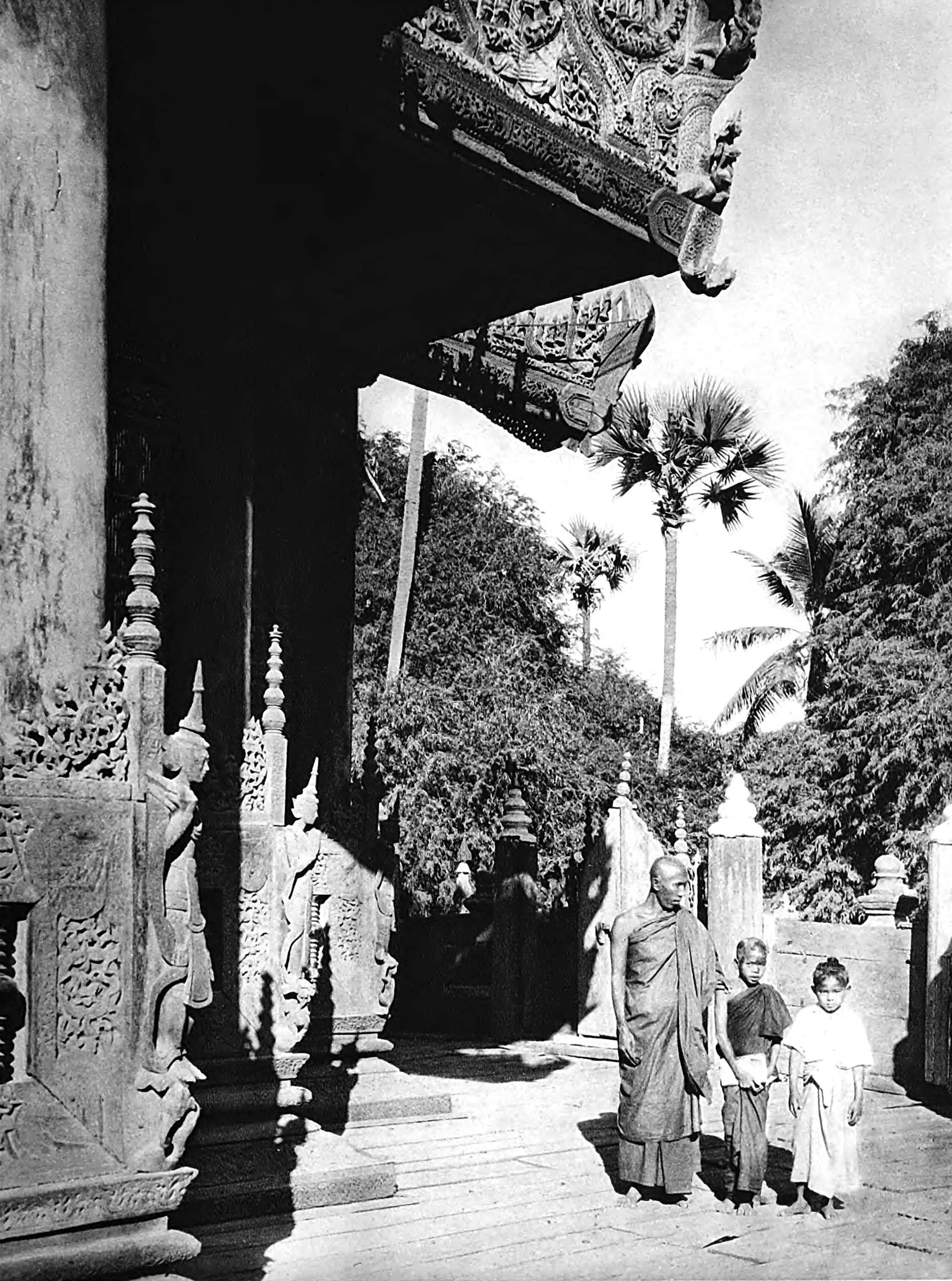 Mandalay, the Queen's Golden Monastery