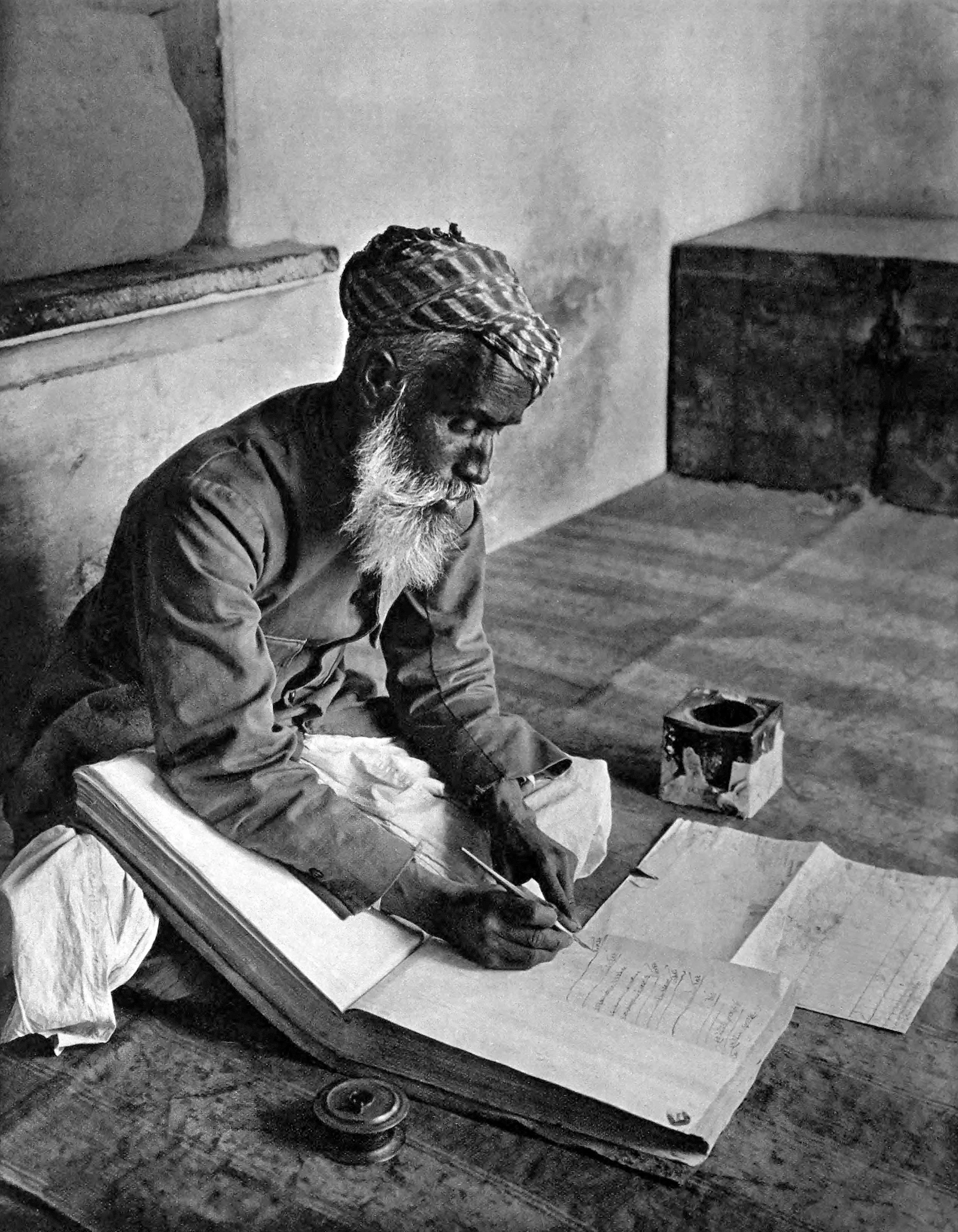 Udaipur, Street Banker