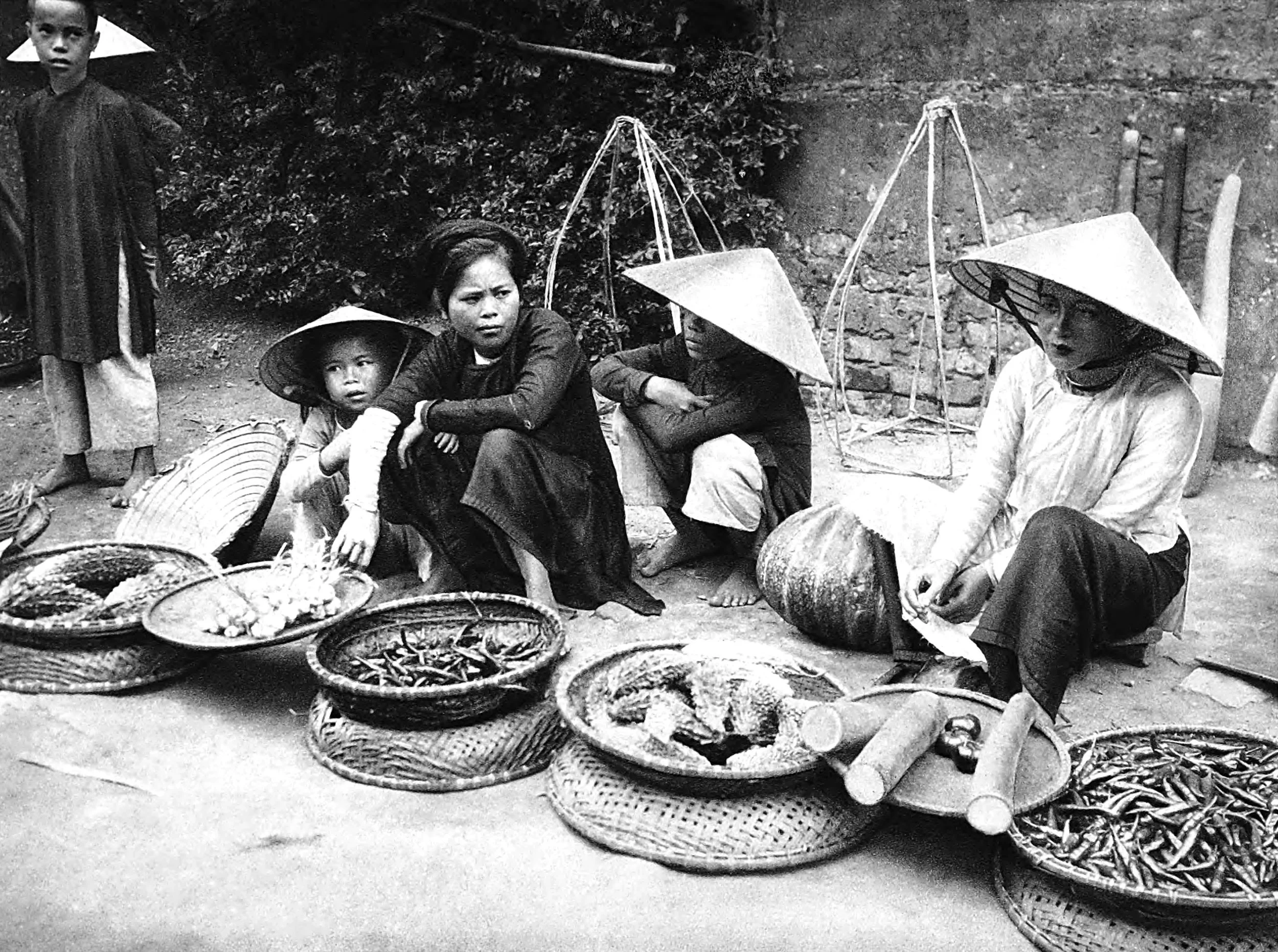 Annaite market woman