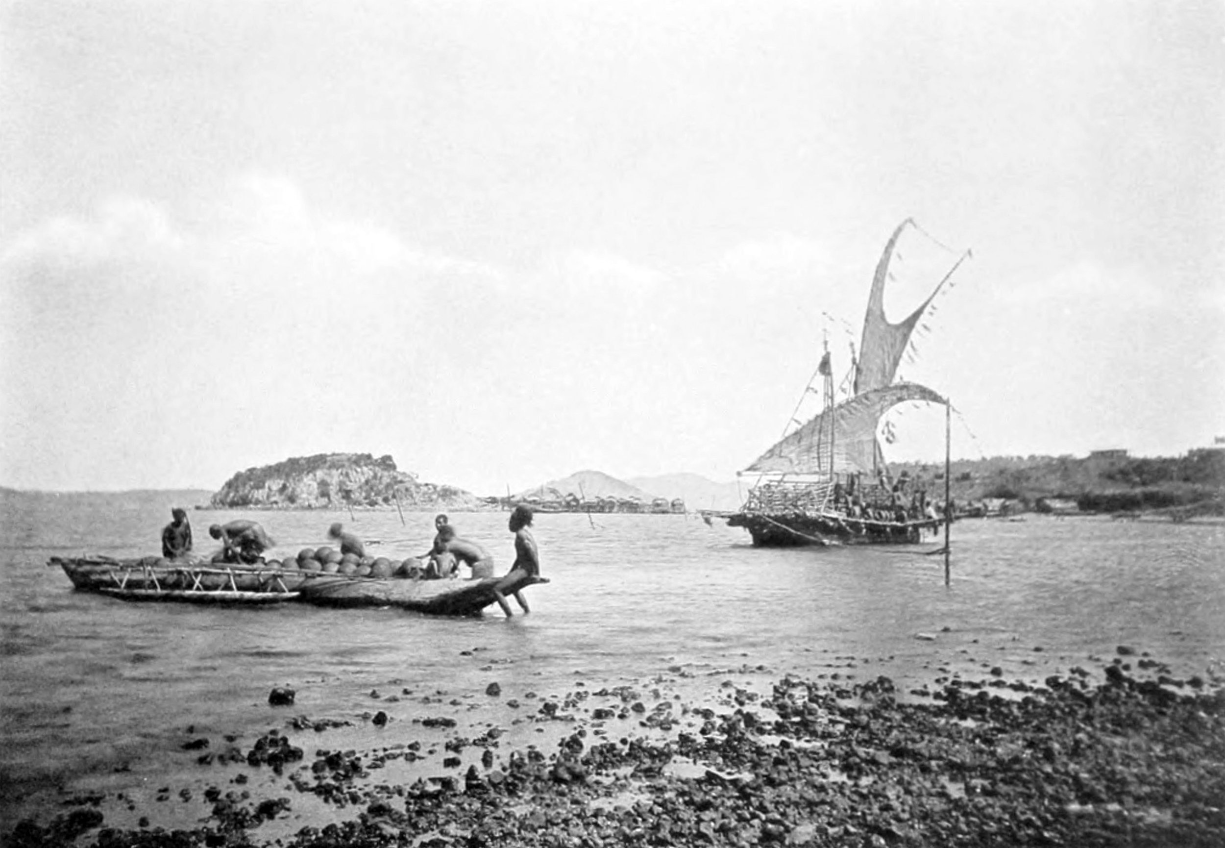 Loading Lakatoi, Port Moresby