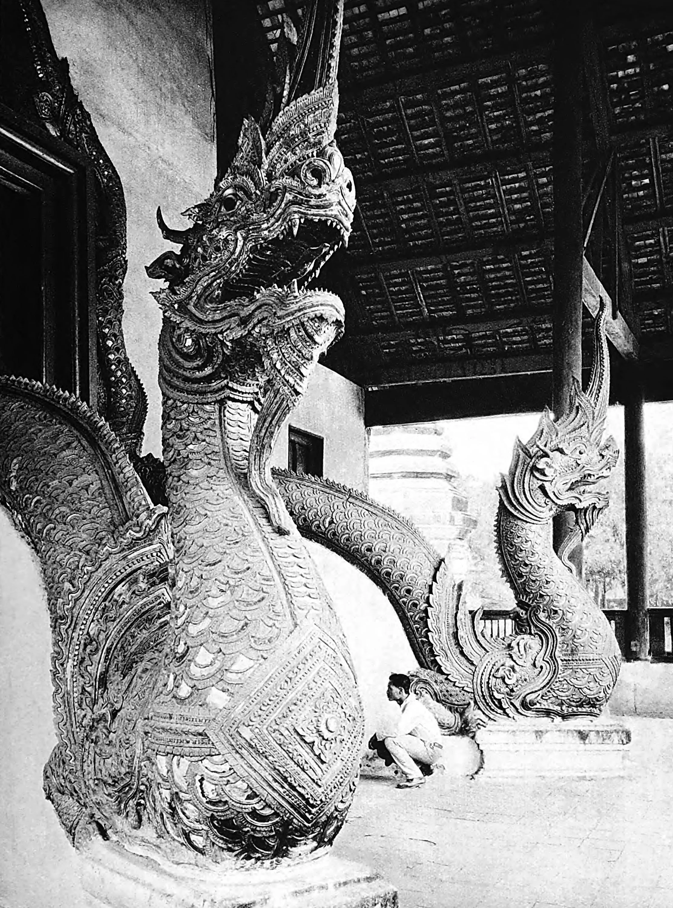 Entrance to a hall of prayer, Chedi Luang