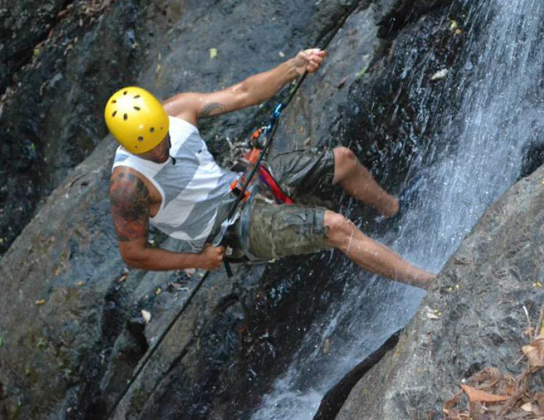 10-canyoning.jpg