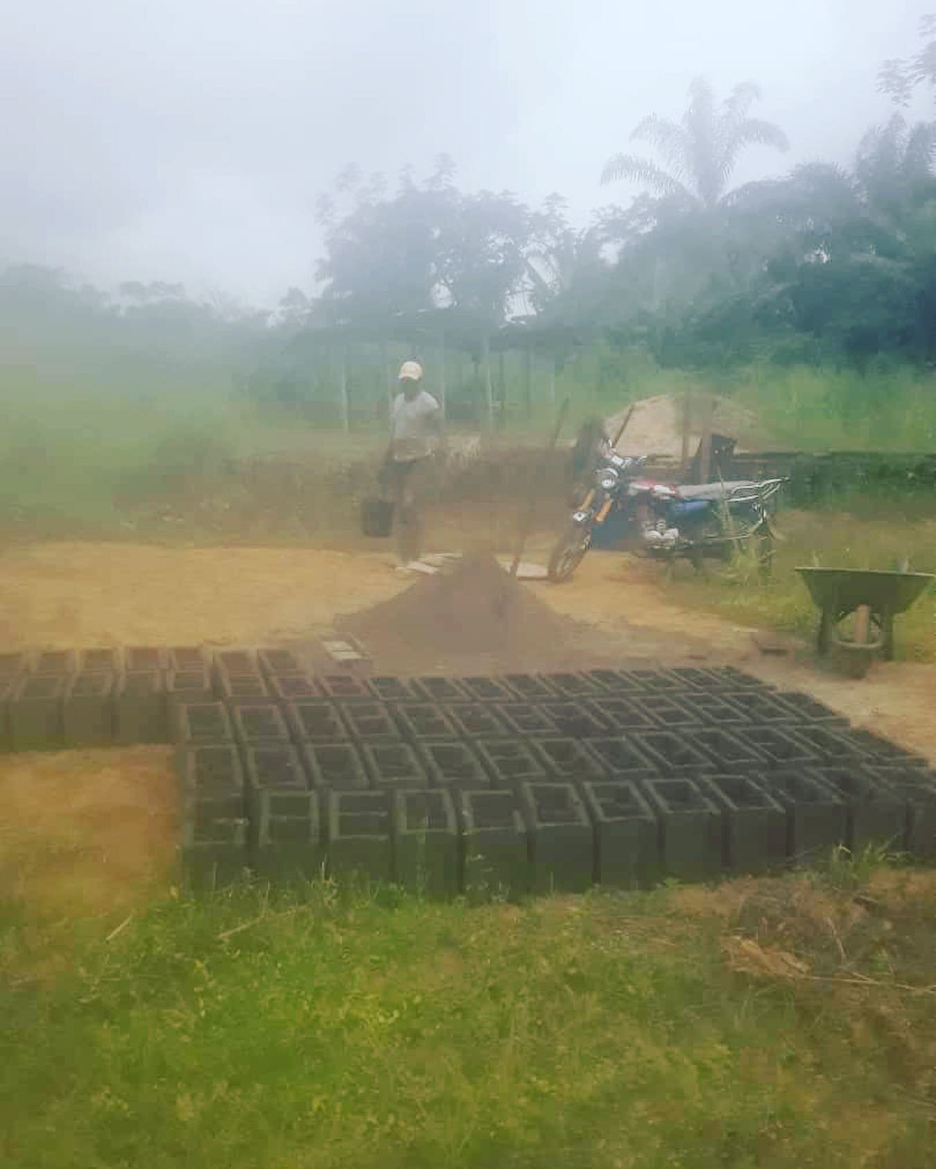 The team has been hard at work building our storage facility in the village of Sypouma. We continue to push through the pandemic #investinagriculture #investinafrica