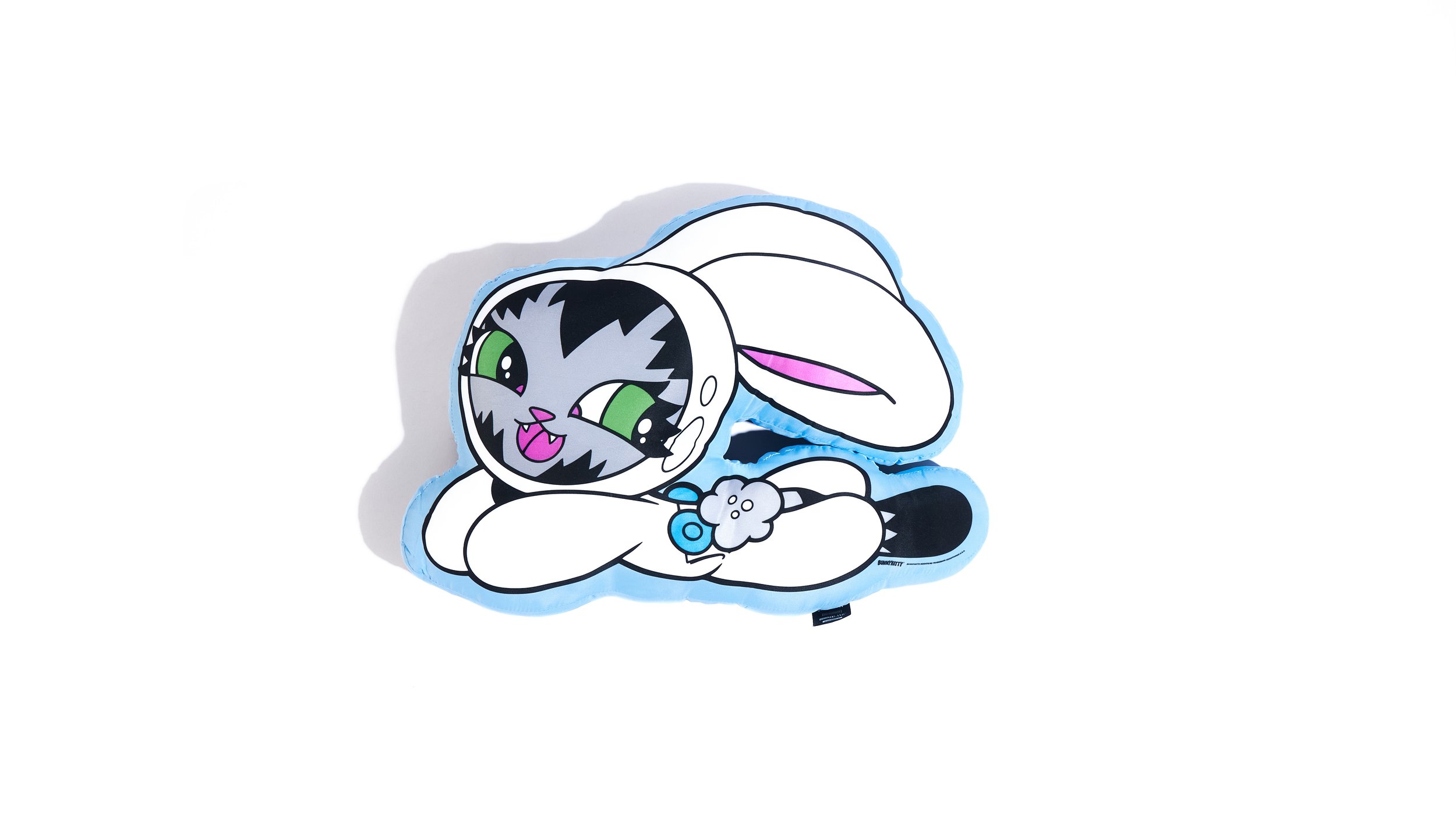 CCL-PERSUE-PILLOW-BACK.jpg