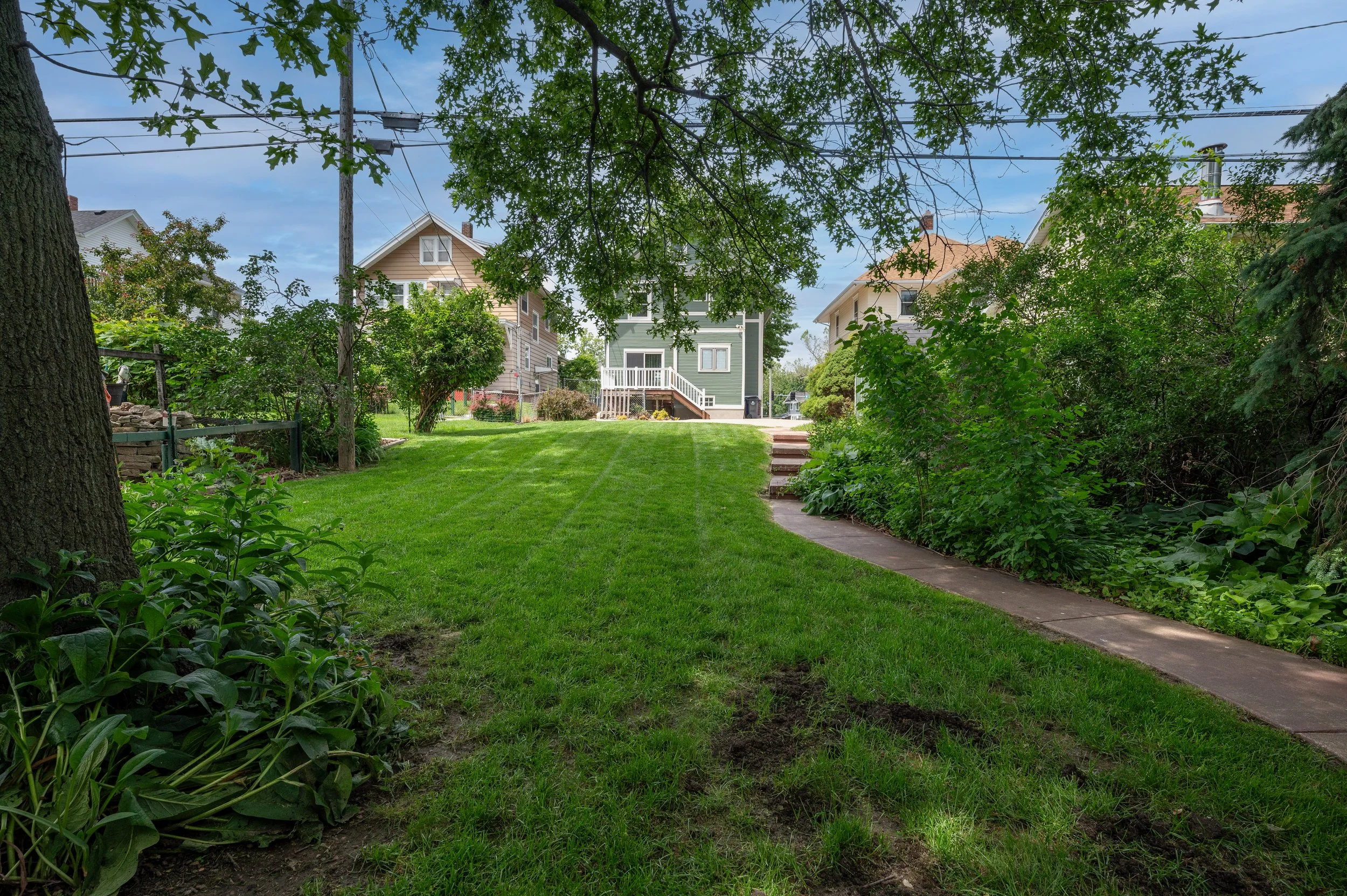 1327 3rd Ave SW - Exterior 10.jpg
