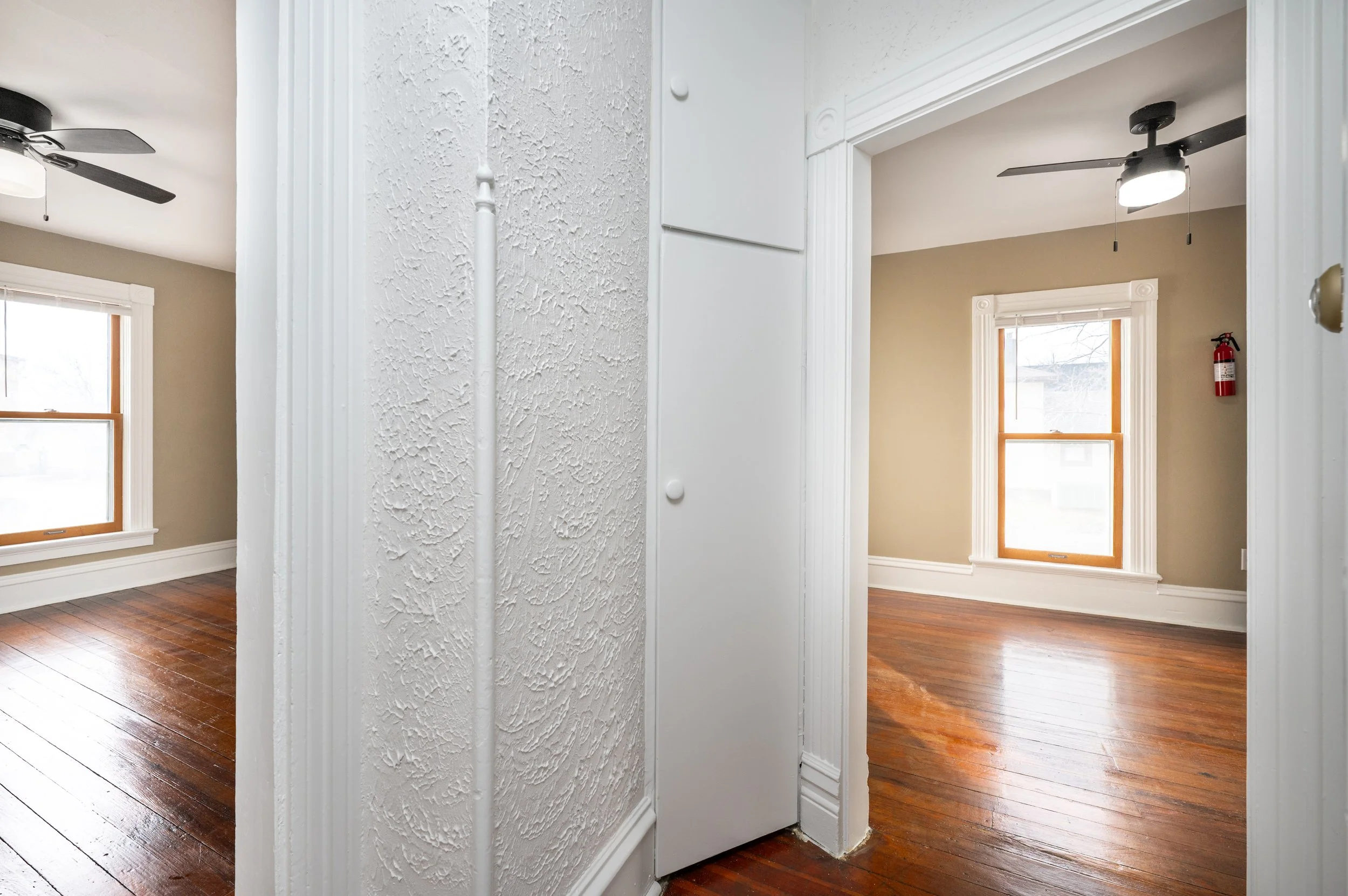 212 5th Ave SW, Unit 2 - 11.jpg