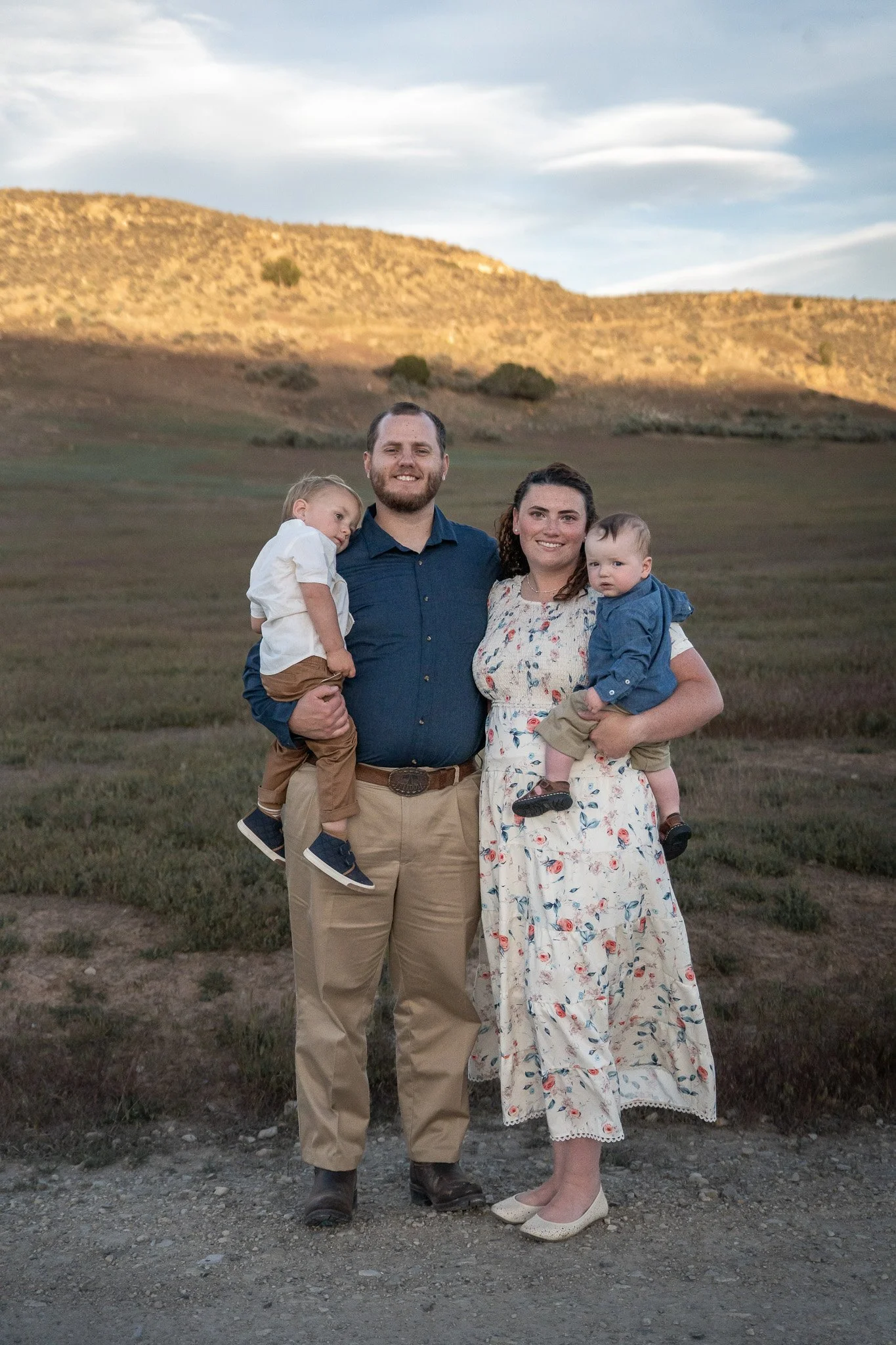 casey-allie-family_gunnison-utah_gunnison-reservoir_family-photos_super89films_-2.jpg