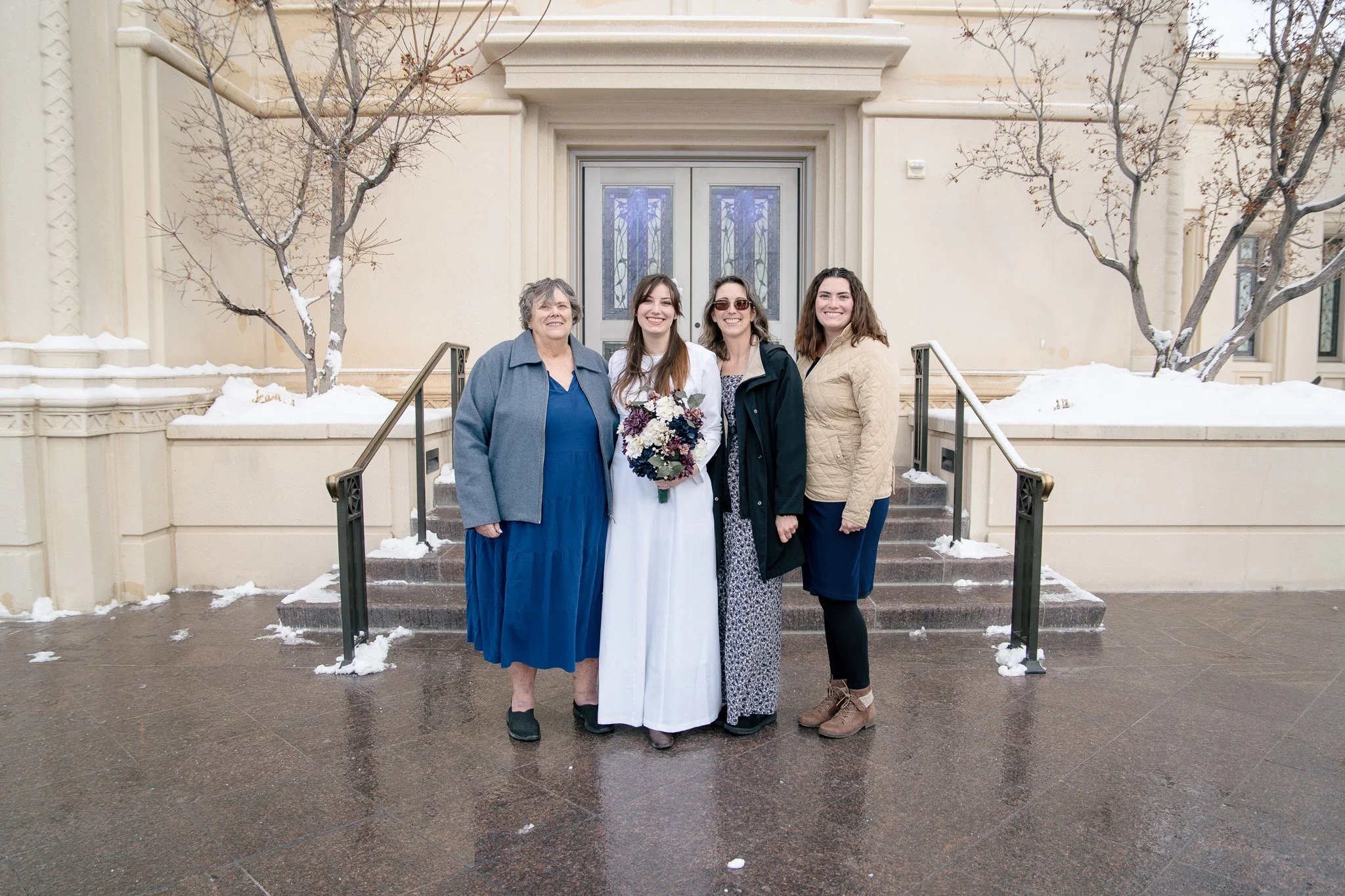 jacob-and-samantha_payson-utah_payson-utah-temple_temple-photos_super89films_-8.jpg