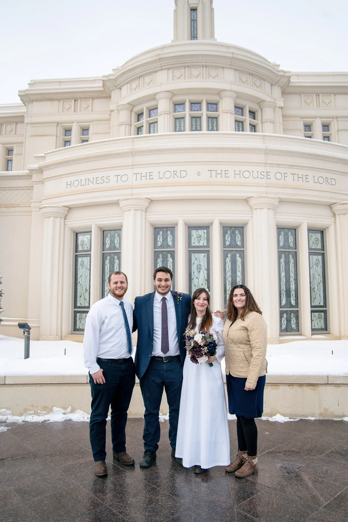 jacob-and-samantha_payson-utah_payson-utah-temple_temple-photos_super89films_-11.jpg