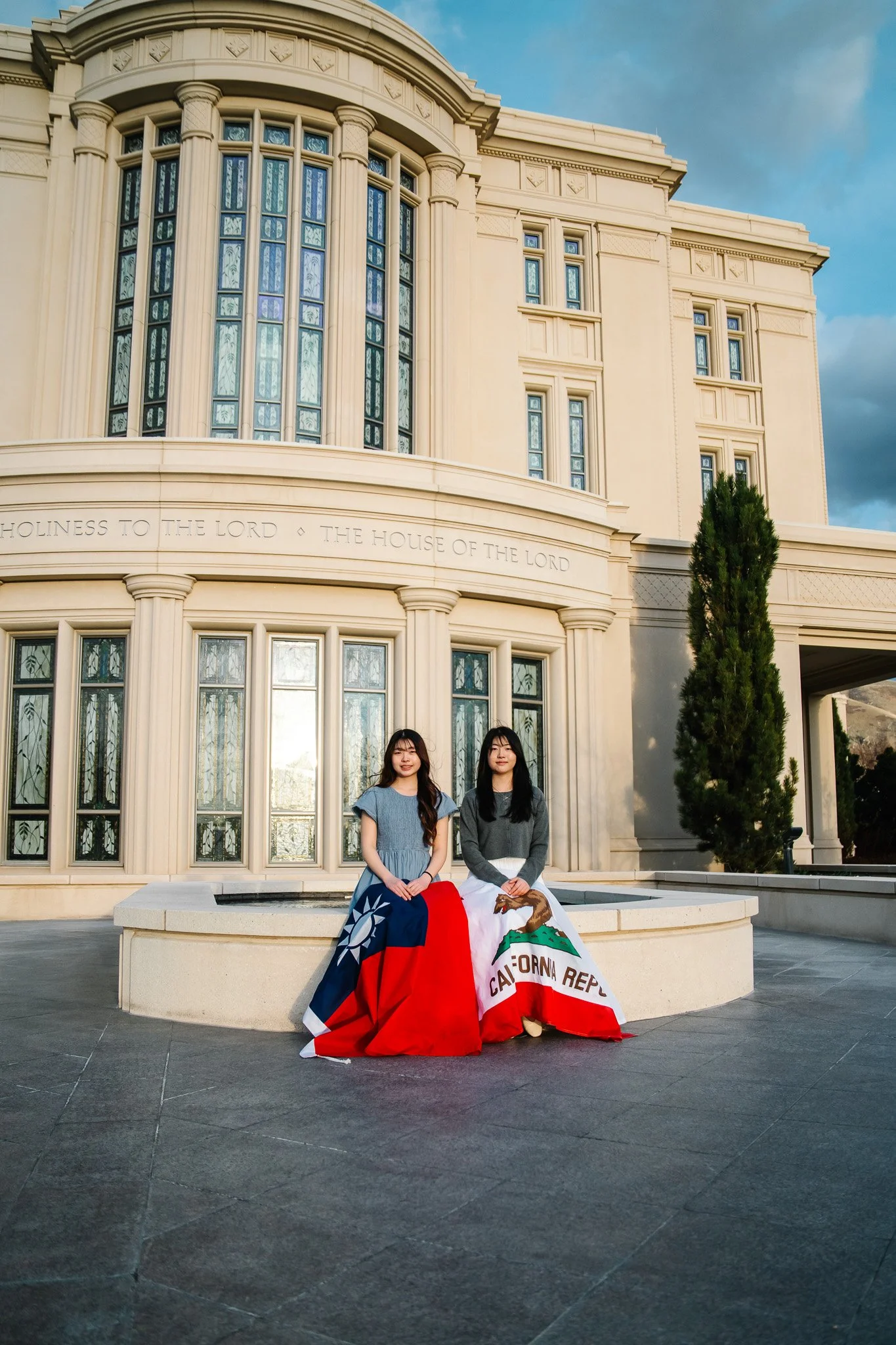 hope-and-charity_payson-utah_missionary-photoshoot_payson-utah-temple_super89films_-19.jpg