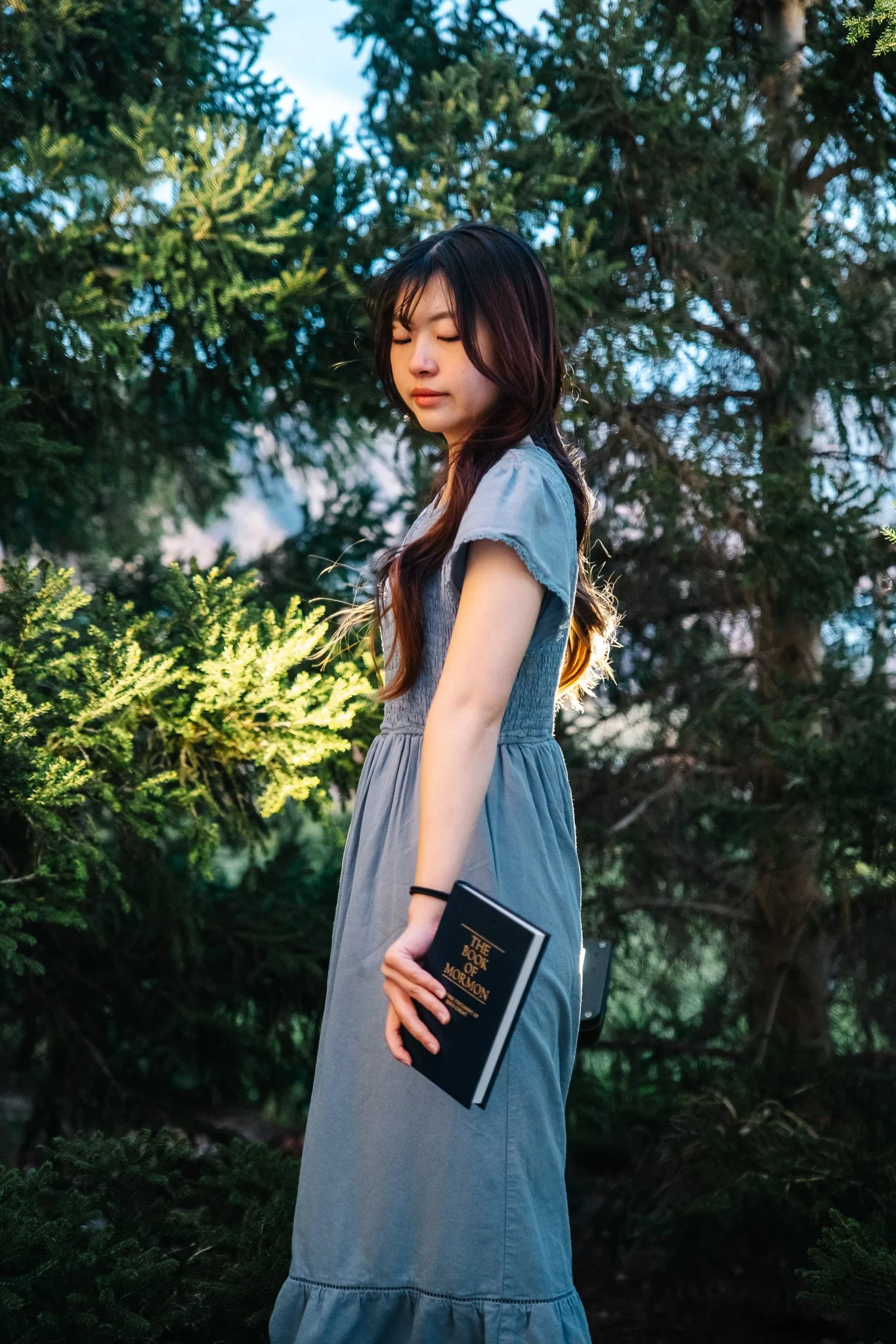 hope-and-charity_payson-utah_missionary-photoshoot_payson-utah-temple_super89films_-30.jpg