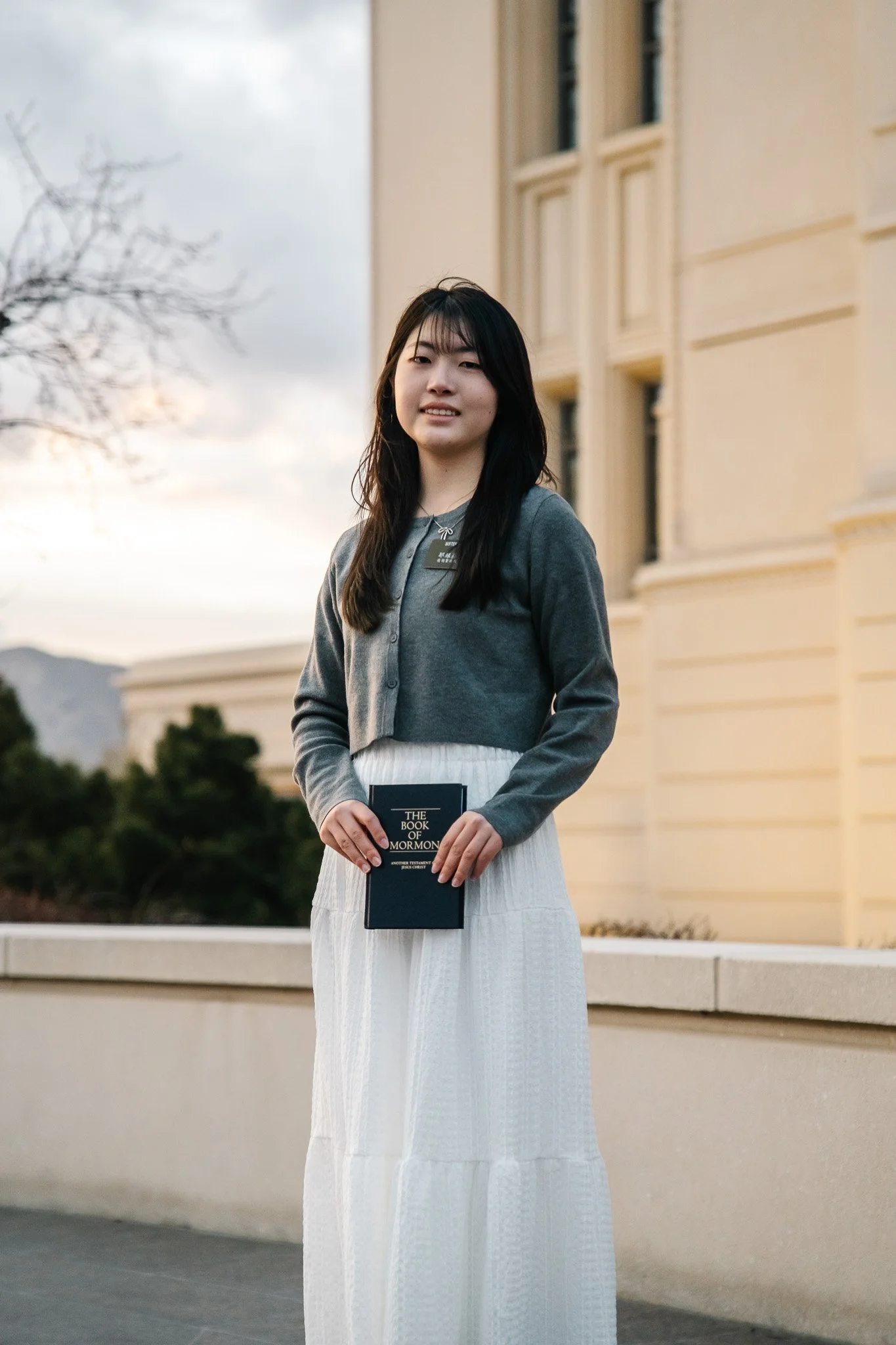 hope-and-charity_payson-utah_missionary-photoshoot_payson-utah-temple_super89films_-33.jpg