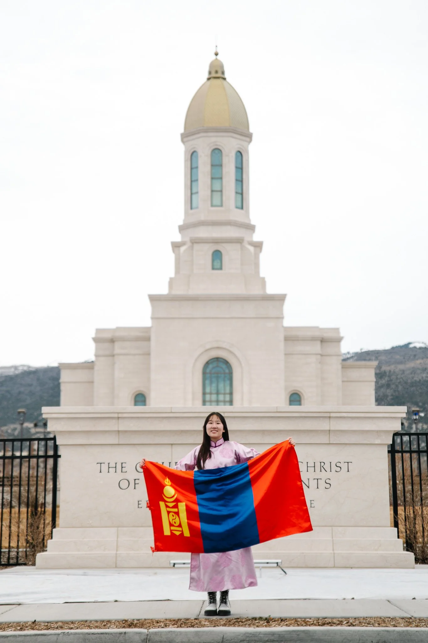 sarah_manti-utah_ephraim-utah_missionary-photoshoot_manti-utah-temple_ephraim-utah-temple_super89films_-40.jpg