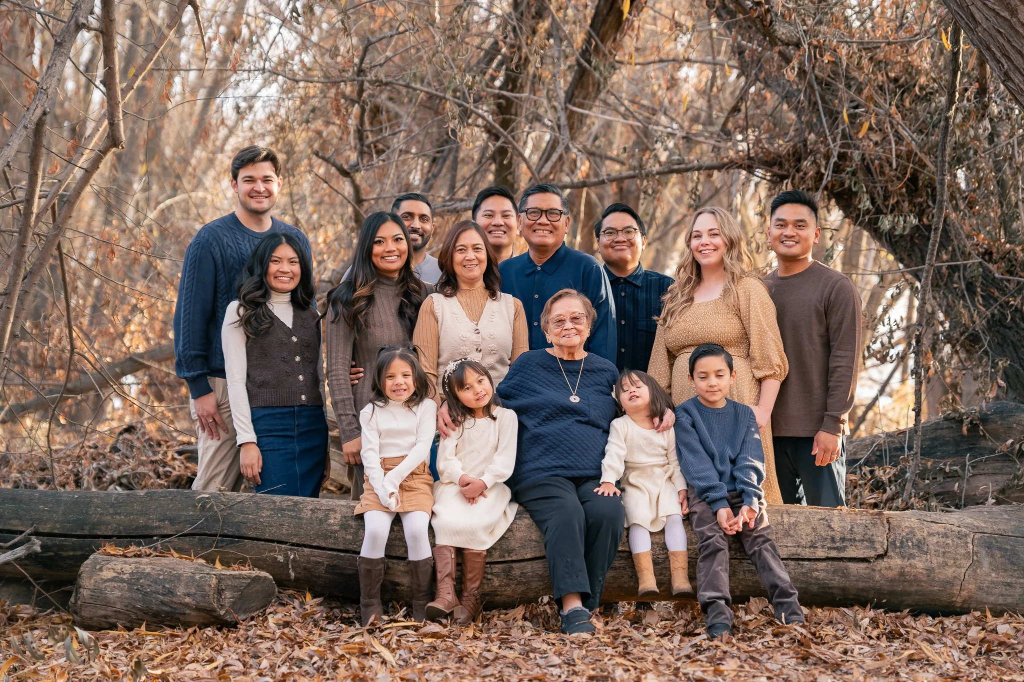 A family during their family photoshoot near Utah Lake in Eagle Mountain, Utah.