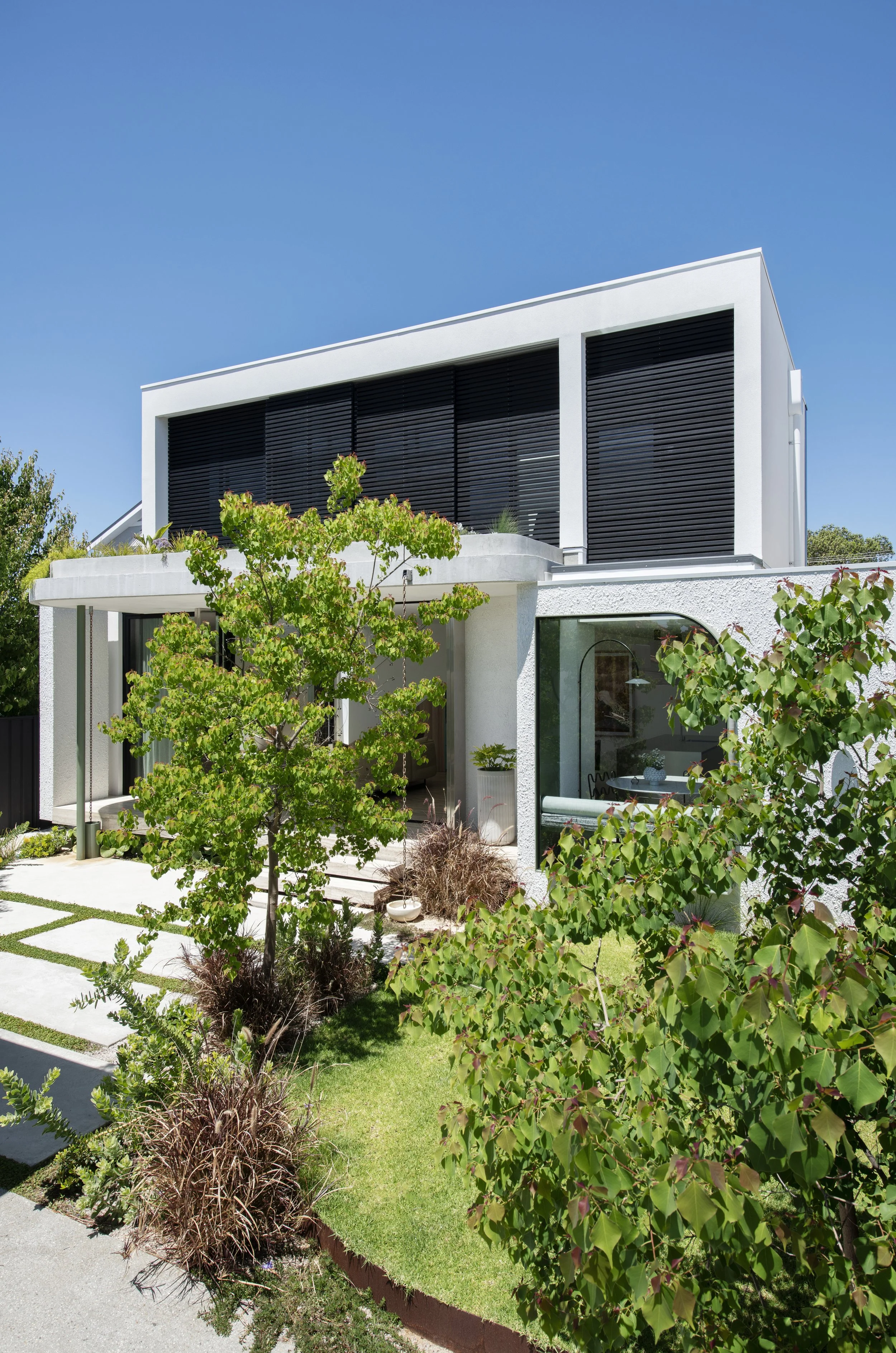 ZARQ_Studio_02 compressed.jpg