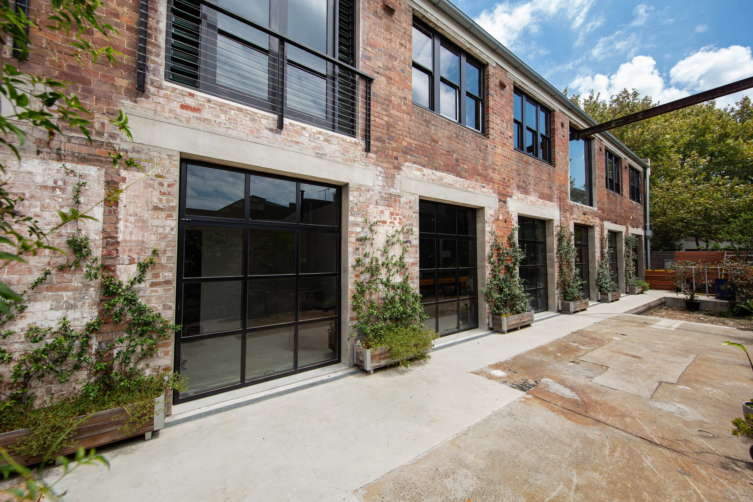 Warehouse-004.JPG