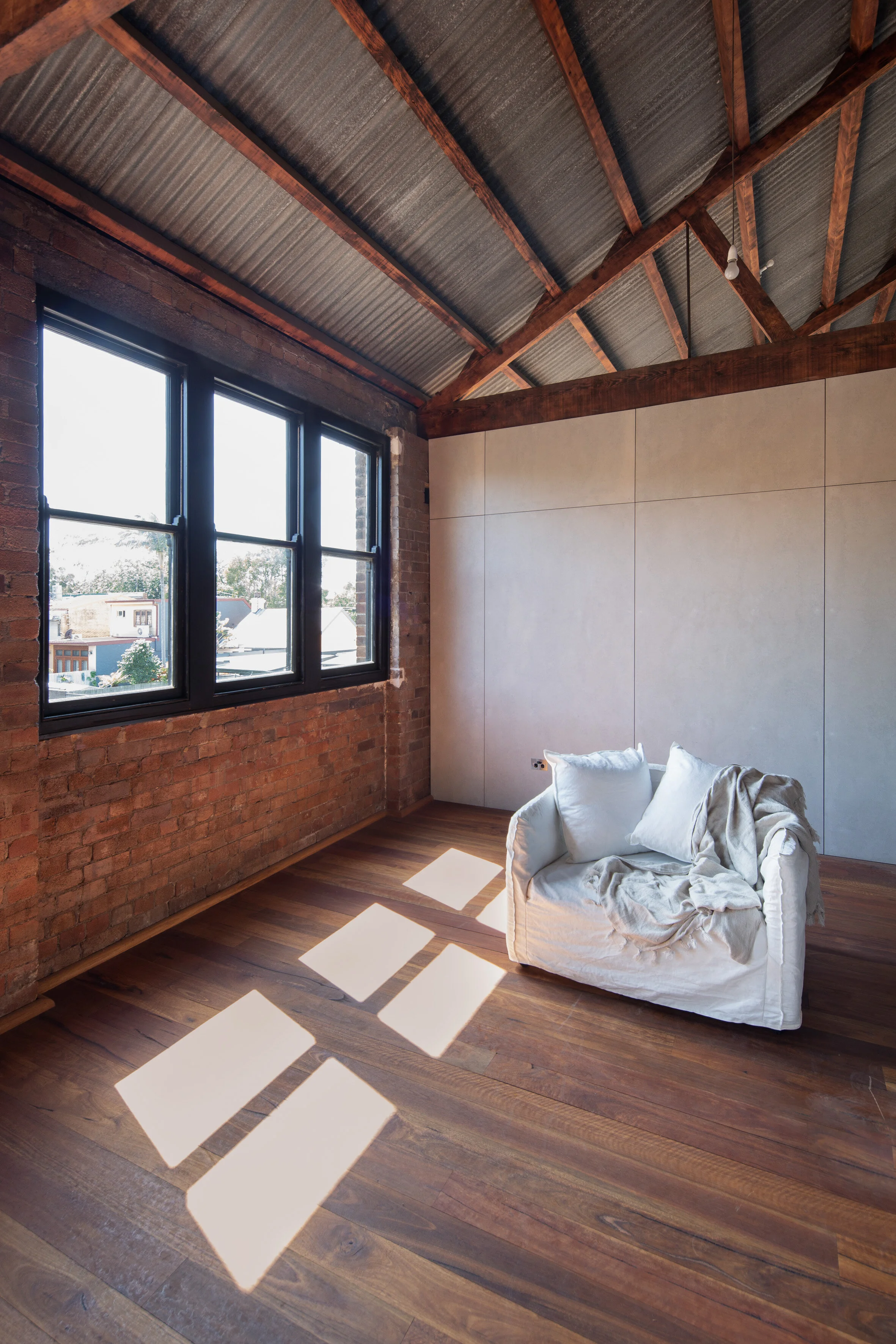 Warehouse-019.JPG