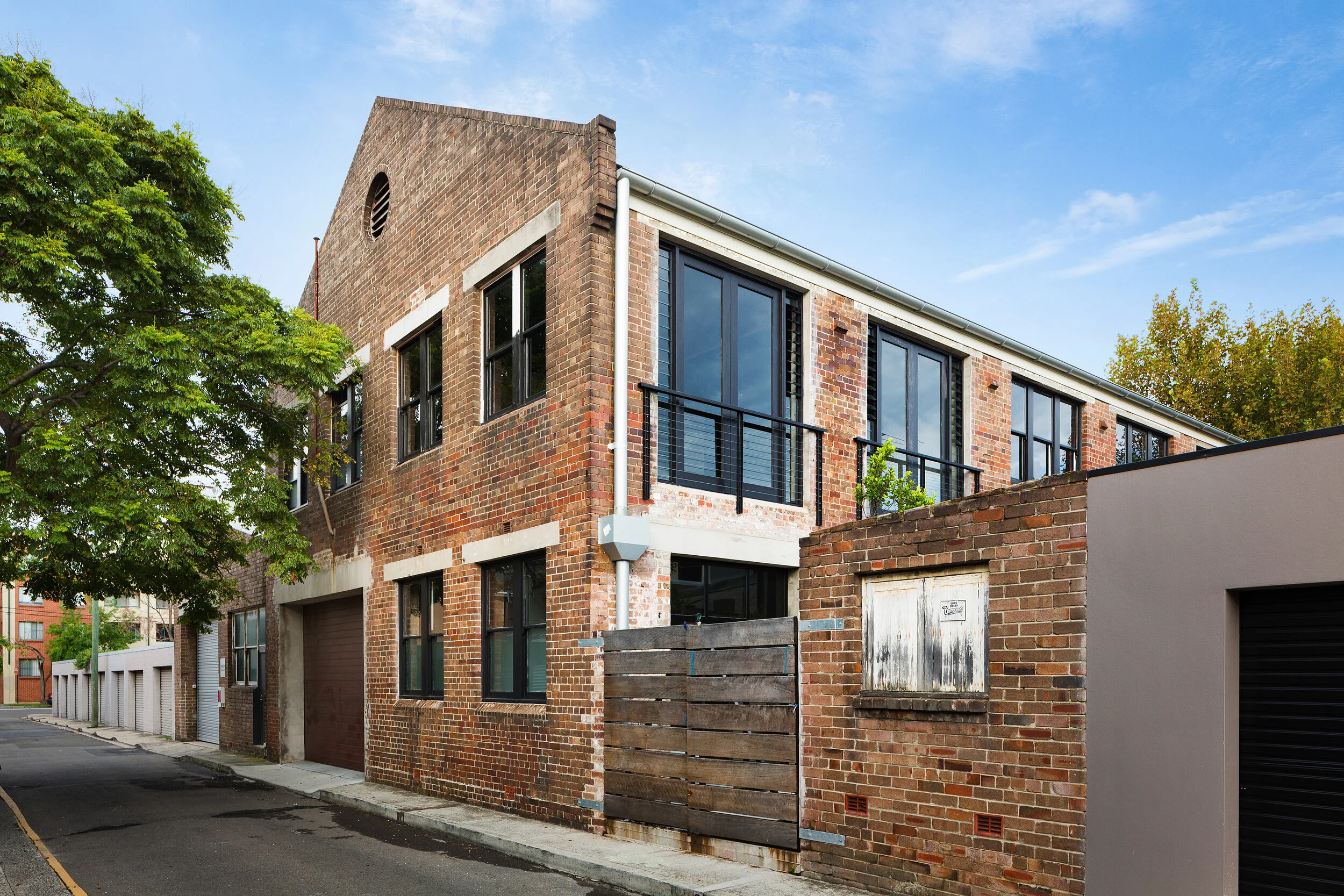 Warehouse-001.JPG