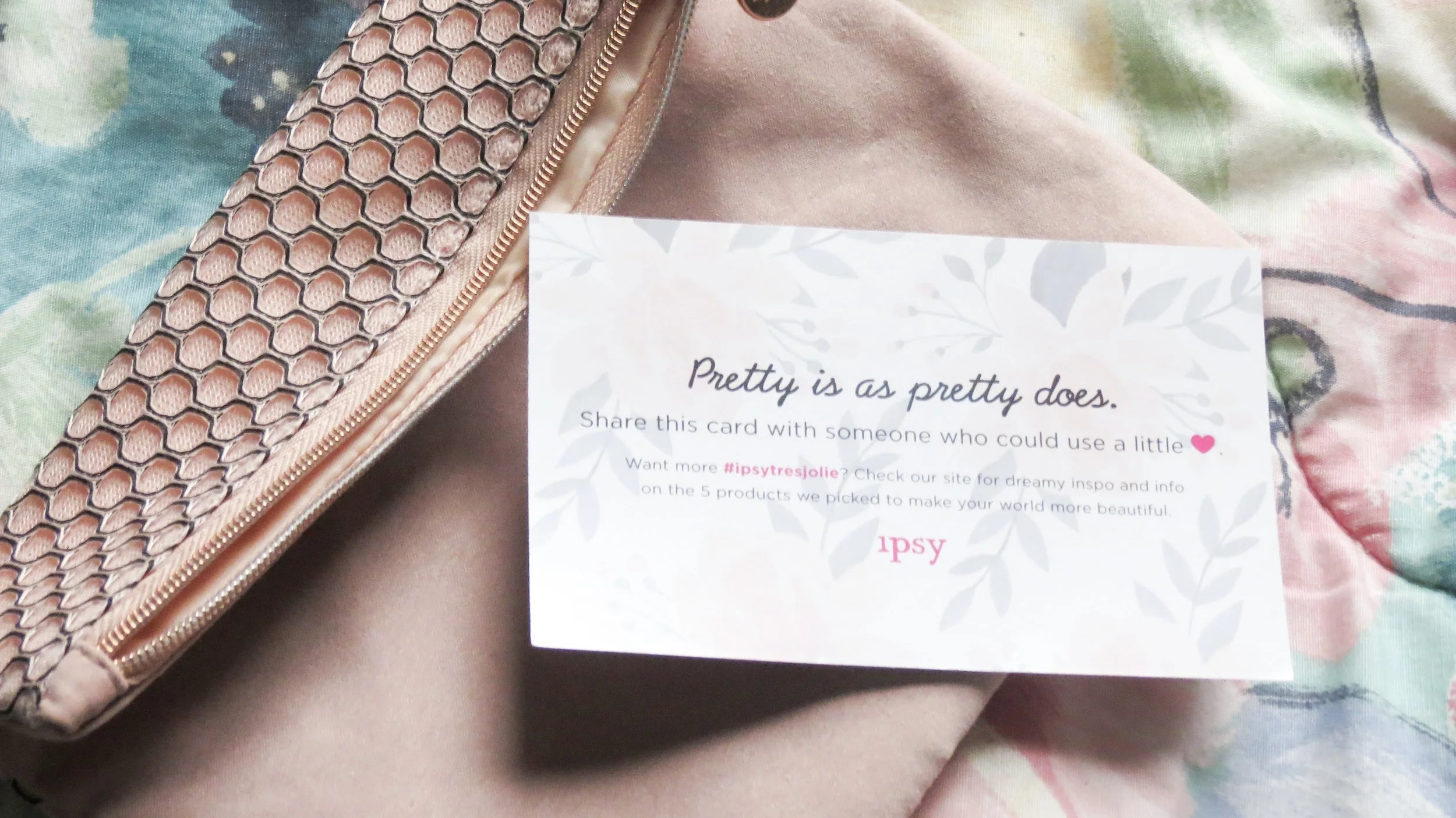 Beauty babble; the glam bag I needed!