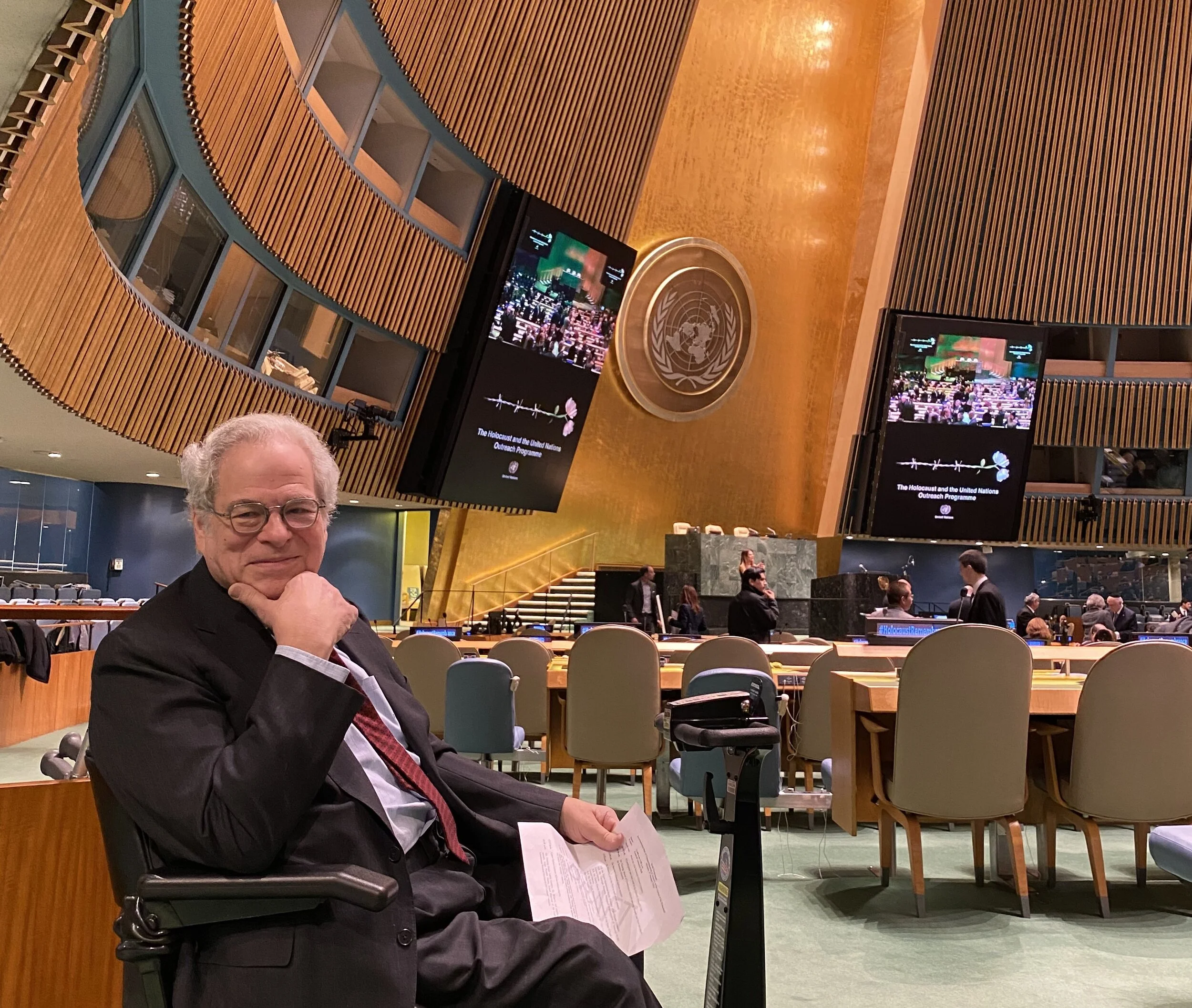 Itzhak Perlman Performs at the U.N.'s 75th Anniversary of Auschwitz Liberation