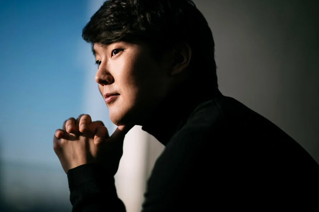 Pianist Seong-Jin Cho’s Berkeley debut featured in the San Francisco Chronicle