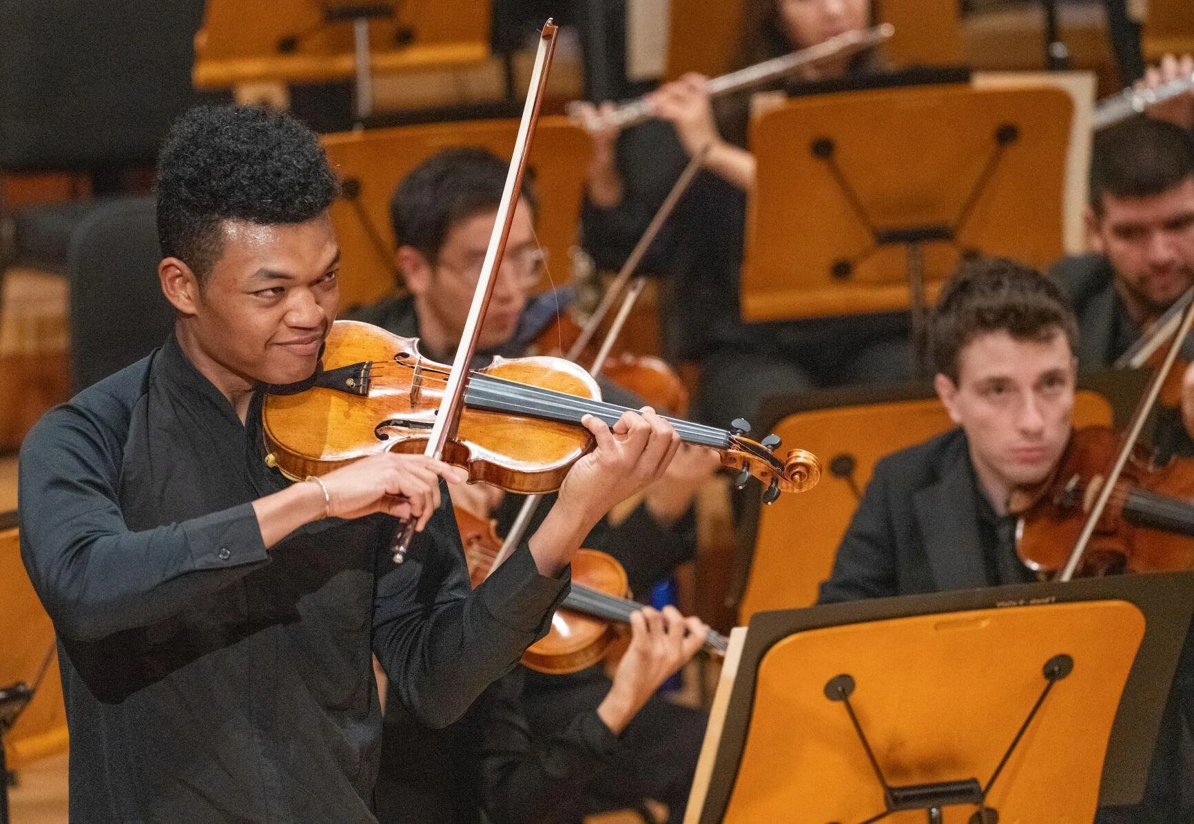 Rave review for Randall Goosby with the New World Symphony