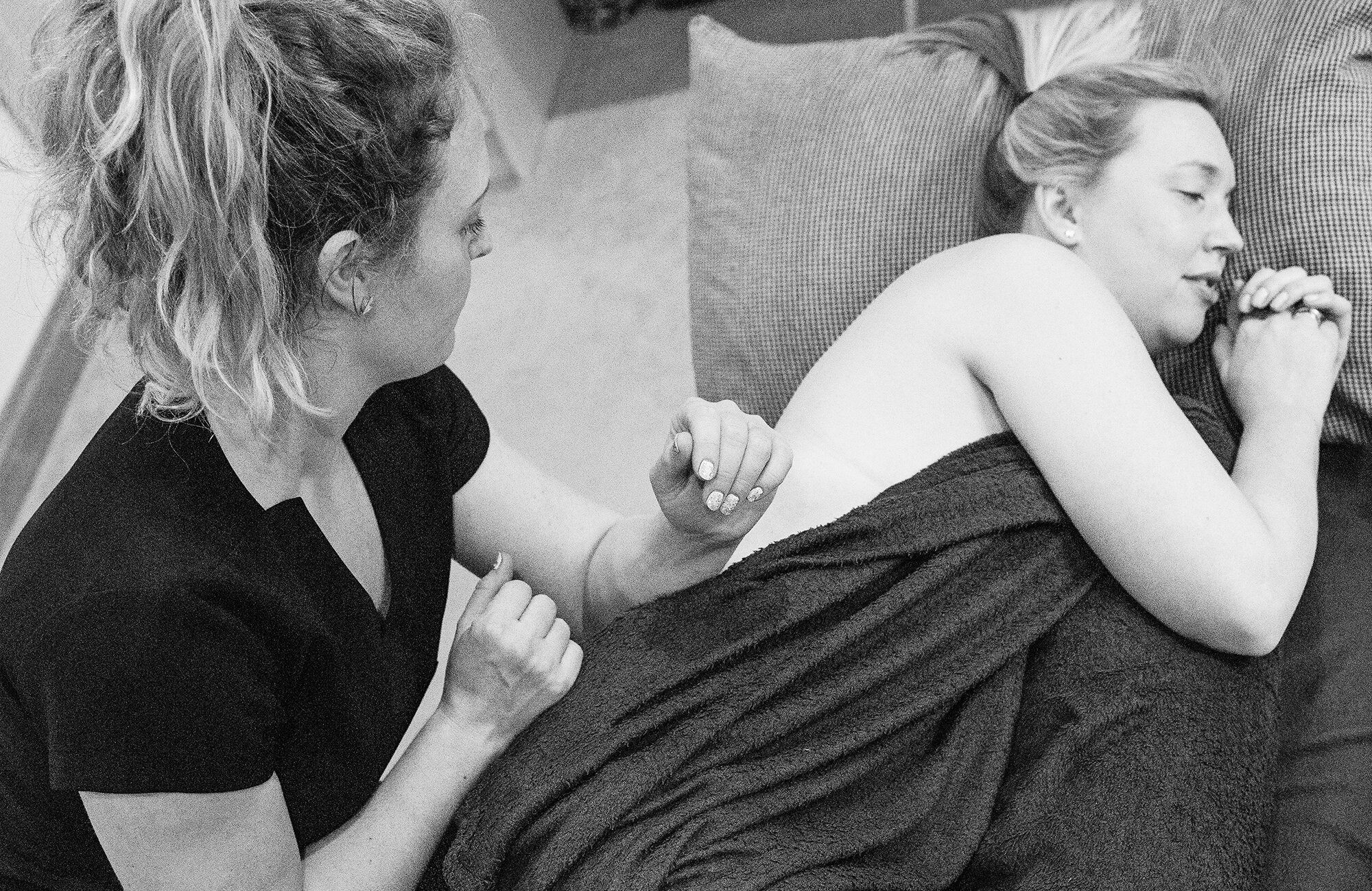 Pregnancy Massage Lying on Side