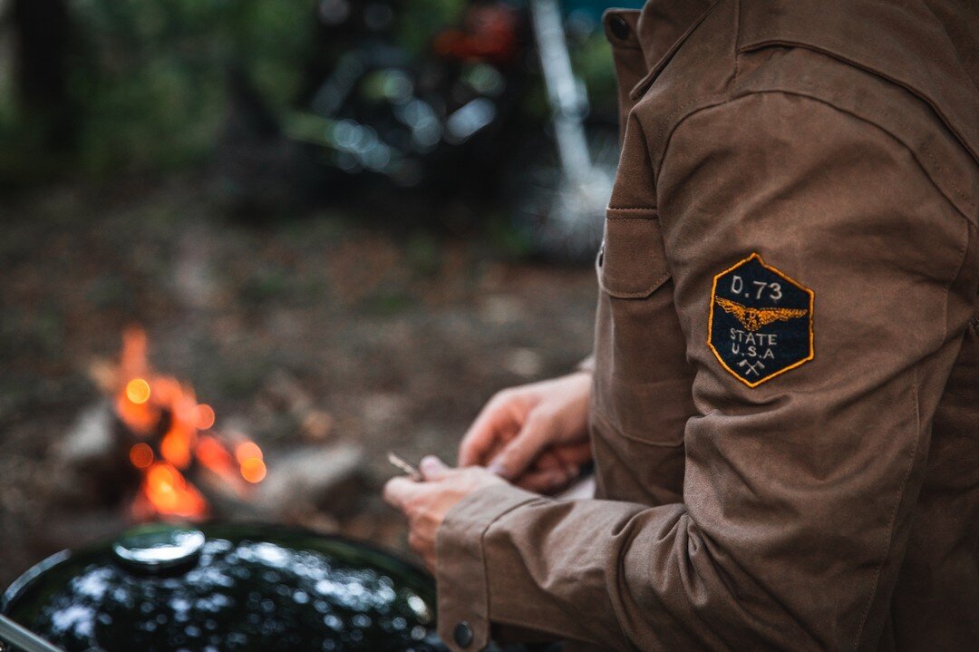 Waiting for winter...

📷 @indiana_anders

#d73 #d73usa #jacket #apparel #workerjacket #canvas #army #outfit #vintage #lookoftheday #styleoftheday #fashion #fashionista #mensfashion #menstyle #menswear #stylish #motorcycle #bikerlife