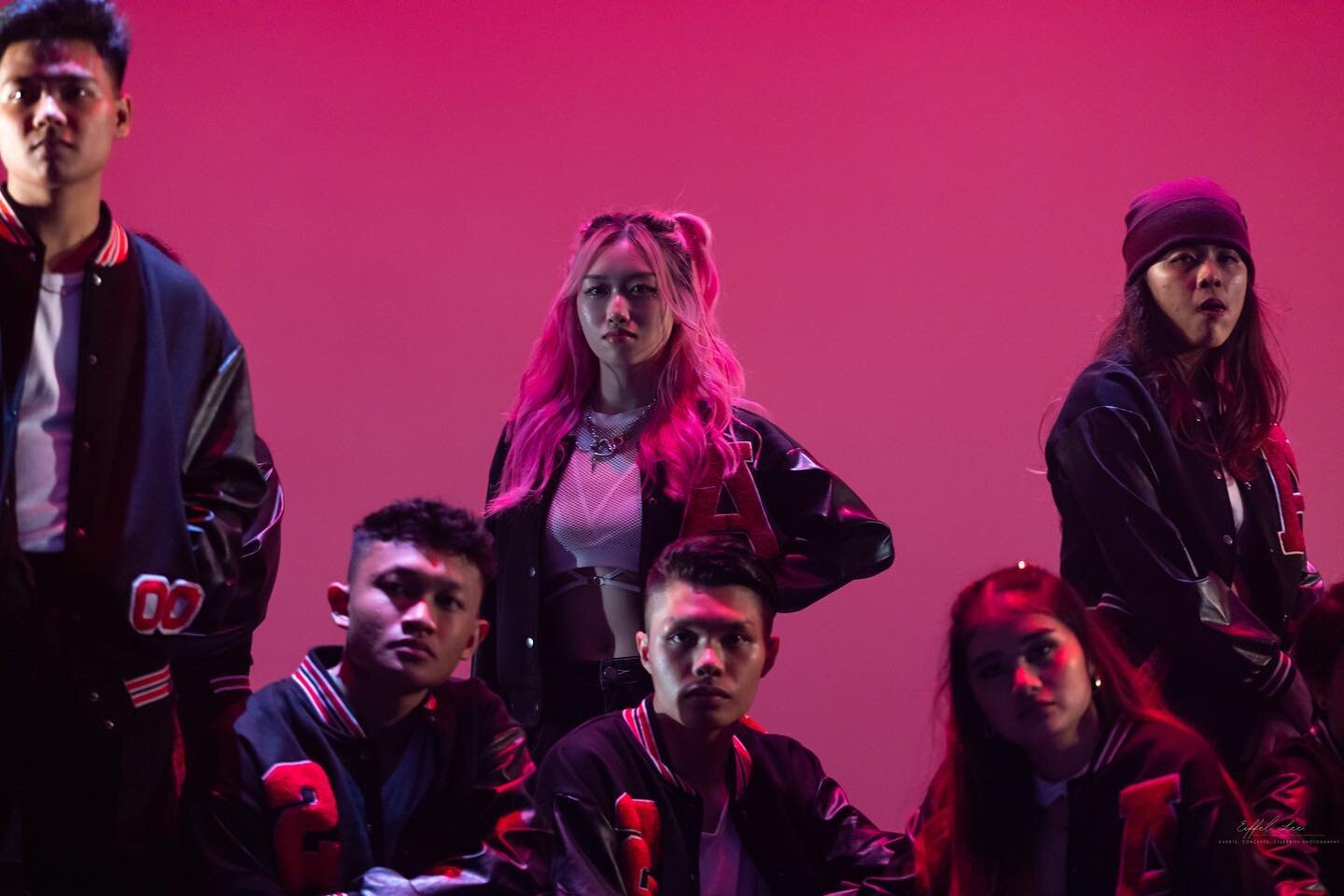 The People of SGC [Part 2]:

Past, present, future. Each batch always has its quirks but somethings never change.

#sgc #stylegroovazcrew #rp #trcc #create #thepeopleof #people #peoplephotography #canon #canonphotography
