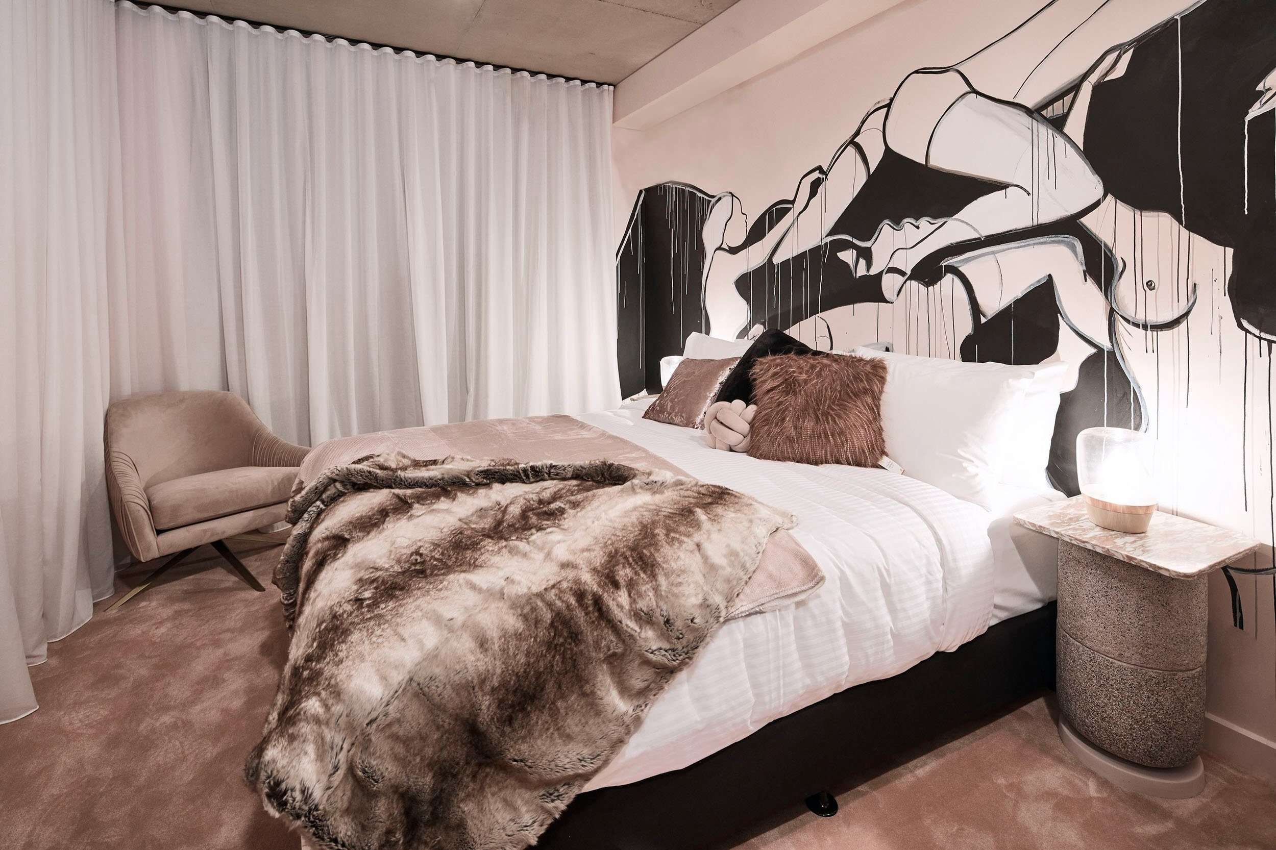 TheCollectionist_The+Drawing+Room_TheWorldIsRound+Designer_Terence+Chin+photography2.jpg