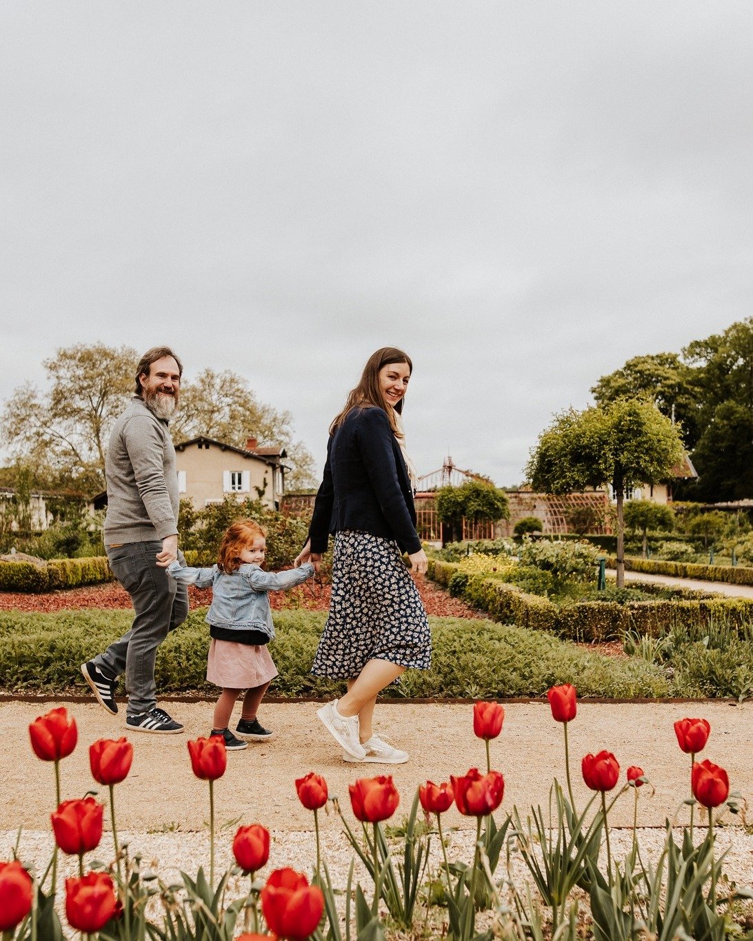 Un lieu que j&rsquo;affectionne tout particuli&egrave;rement, baign&eacute; de cette lumi&egrave;re douce, et surtout, une famille remplie d&rsquo;amour, de complicit&eacute; et de rires partag&eacute;s.

Ce que j&rsquo;aime dans mon m&eacute;tier, c