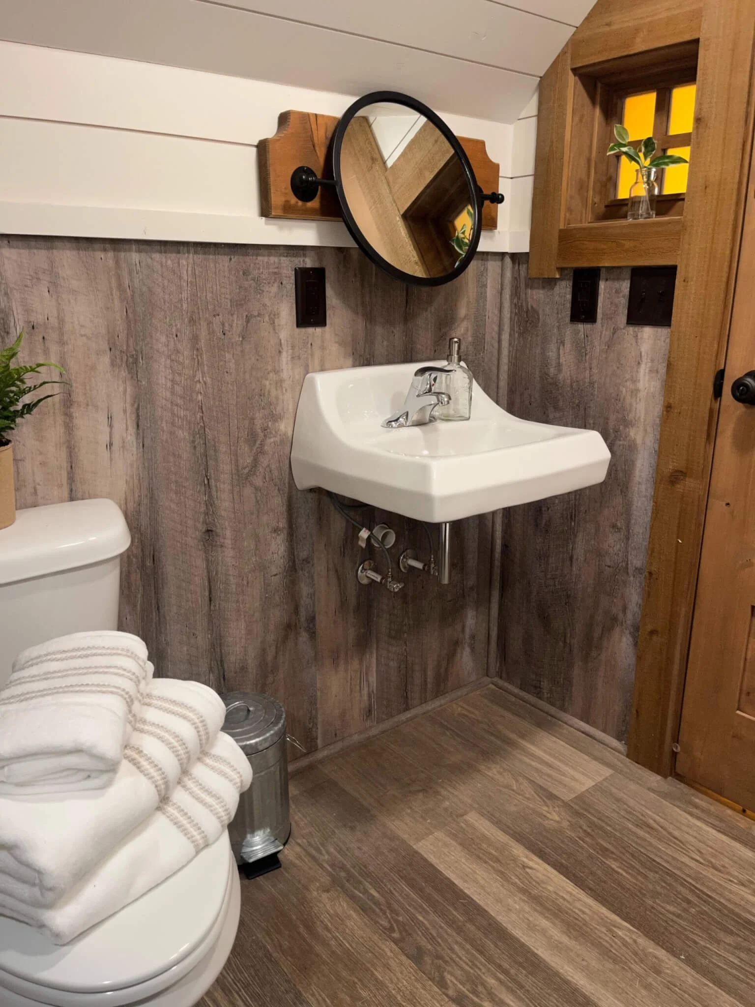 Shower-Houses-9.jpg