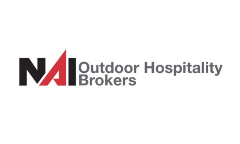 naioutdoorlogo.png