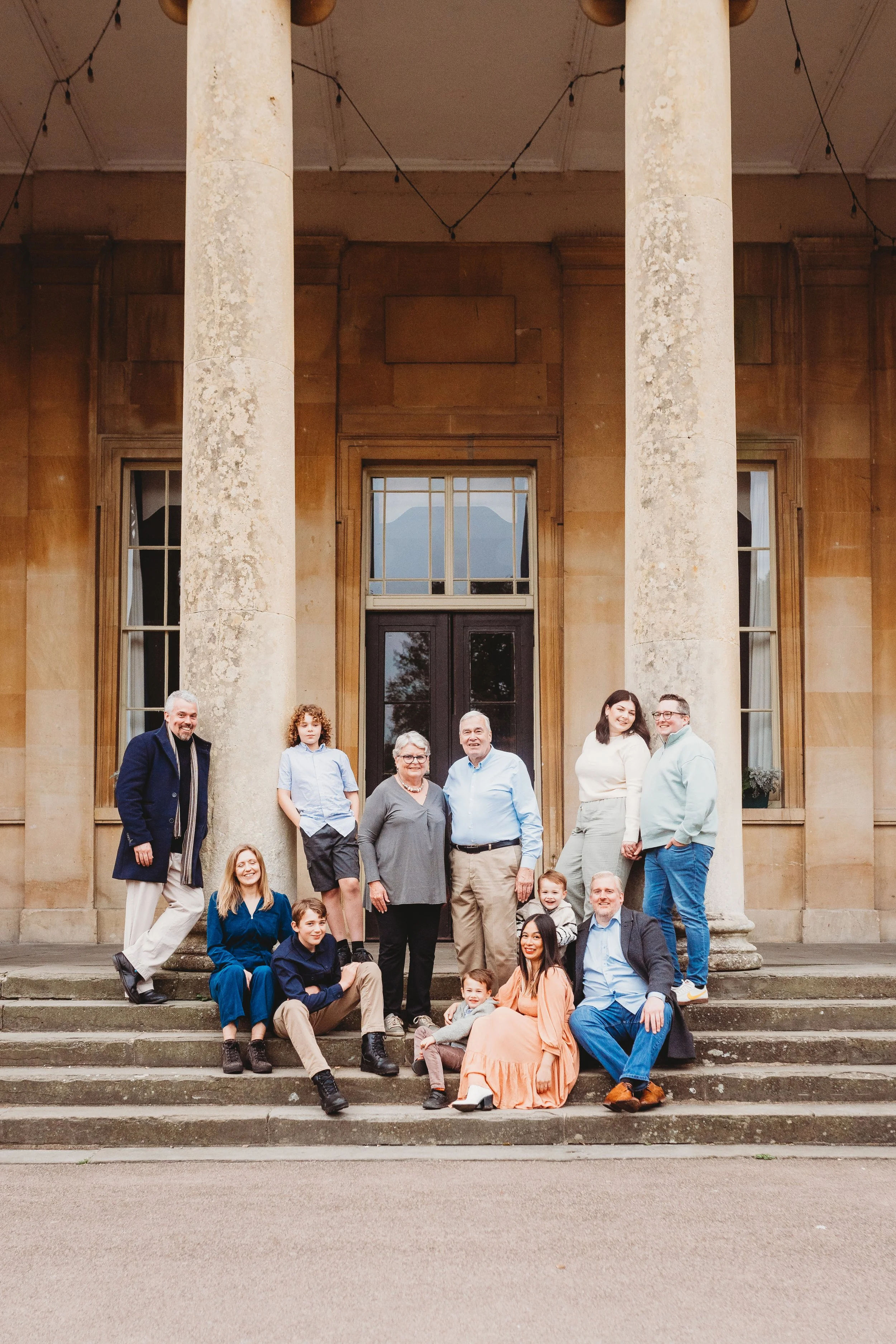 Large-group-family-photography-cheltenham.jpg
