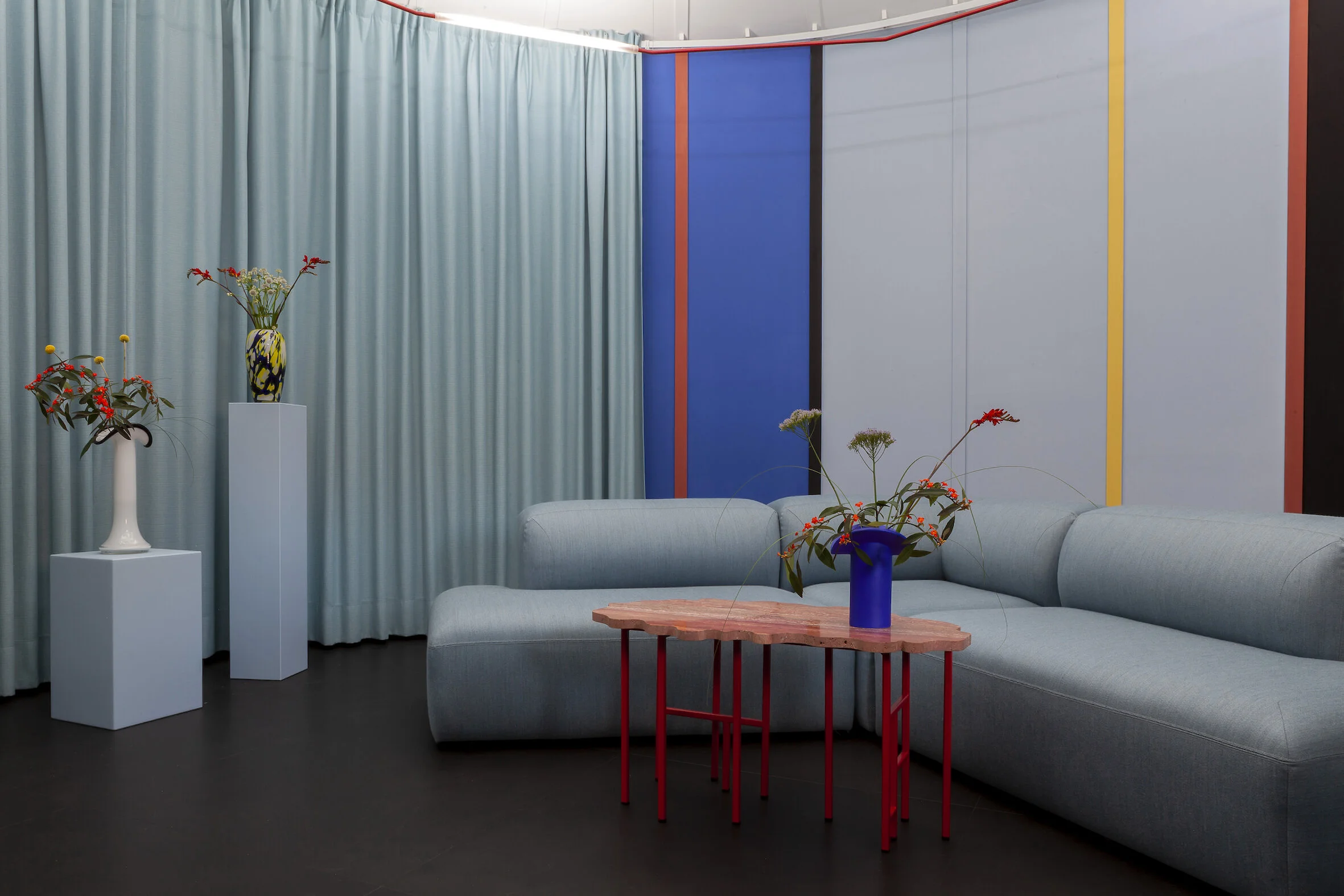  Circular room at the Adidas headquarters 