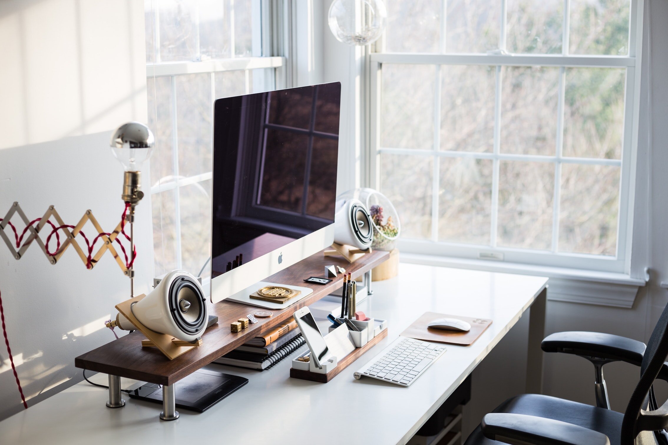  Natural light and a good sound system make your workday a lot more pleasant. 