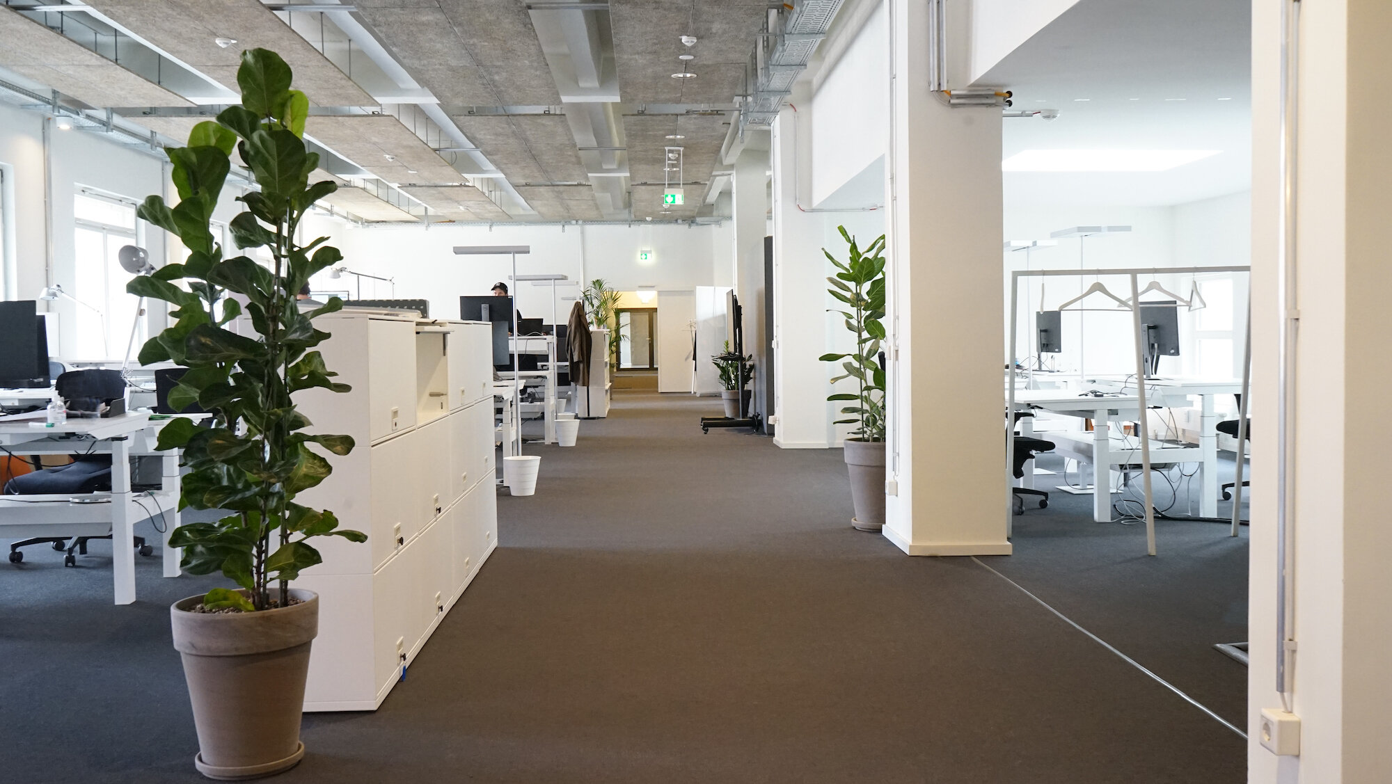  Spacious, light and with an industrial feel - the Moss office in Berlin. 
