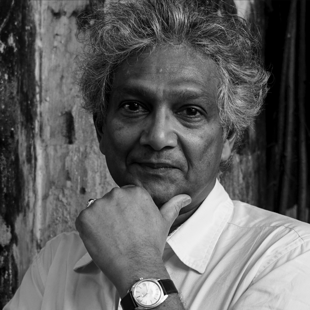 DISCOVERING THE STORY : A Masterclass on Fiction Writing with Romesh Gunesekera
