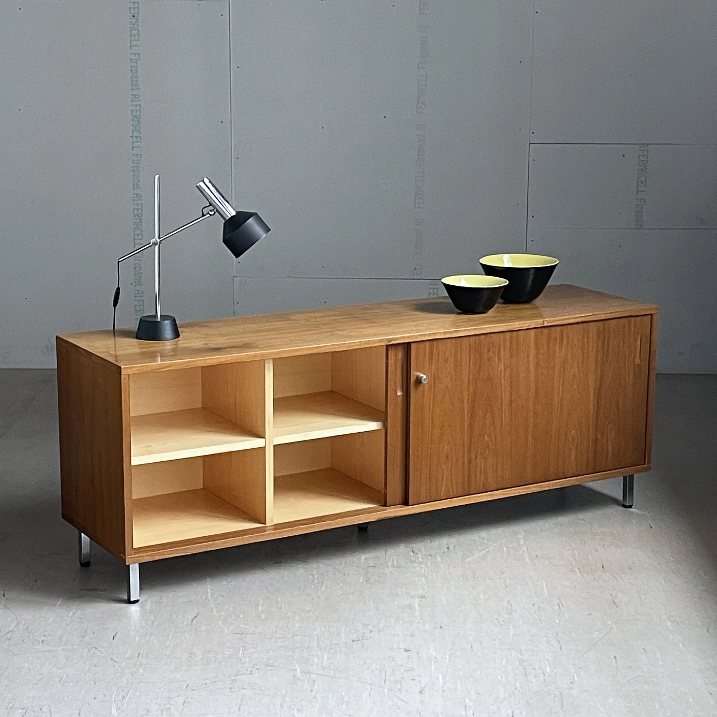 ModernEra_Zingg_Sideboard_Nussbaum_IMG_7736.JPG