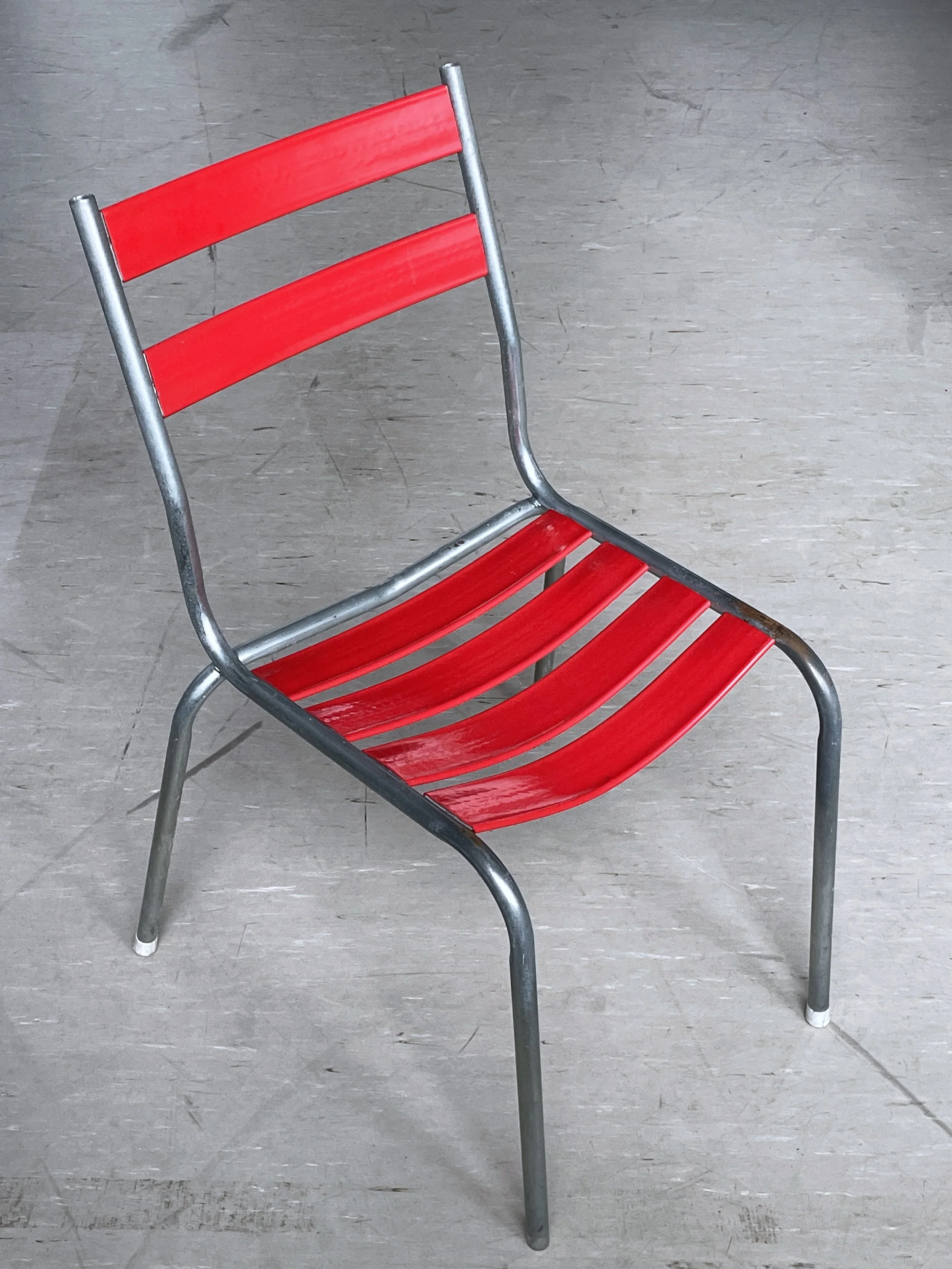 ModernEra_Gartenstühle_Glaser_rot_2591 2.JPG